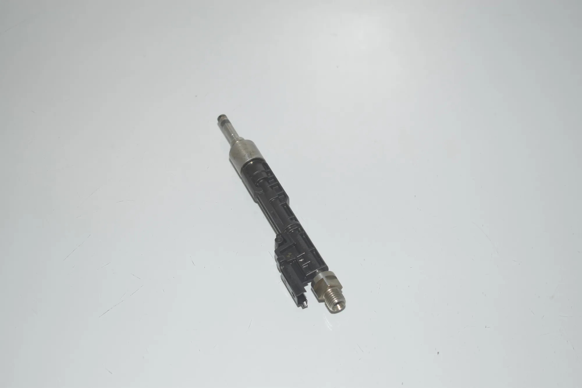Fuel Injector – OEM 7645956 · BMW 6 Gran Coupe (F06) 650 i xDrive 2013 – 2
