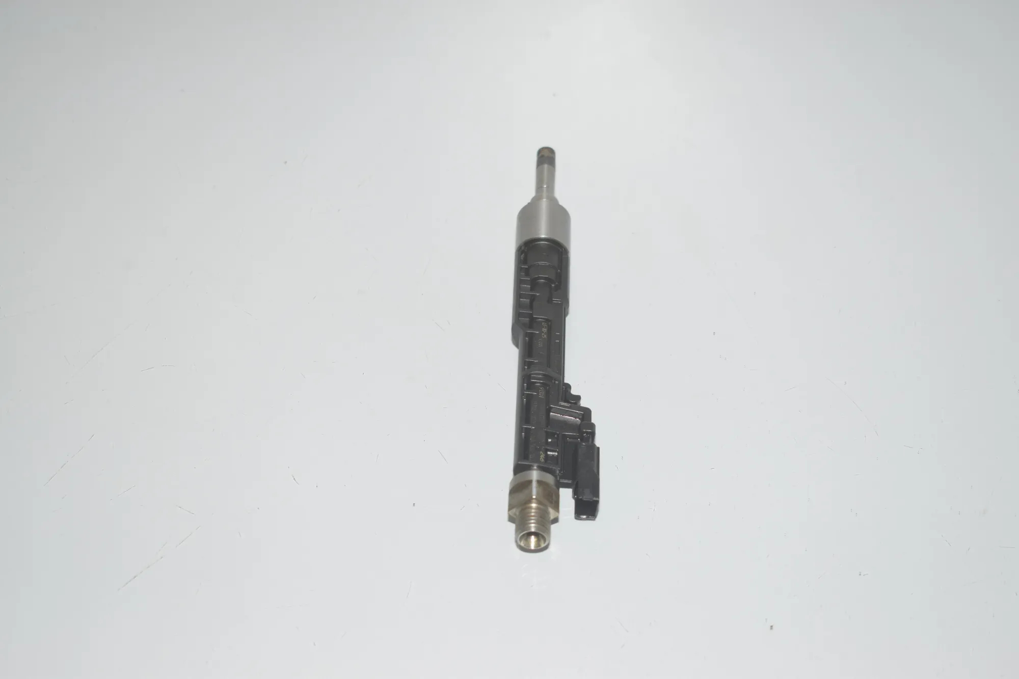 Fuel Injector – OEM 7645956 · BMW 6 Gran Coupe (F06) 650 i xDrive 2013 – 3