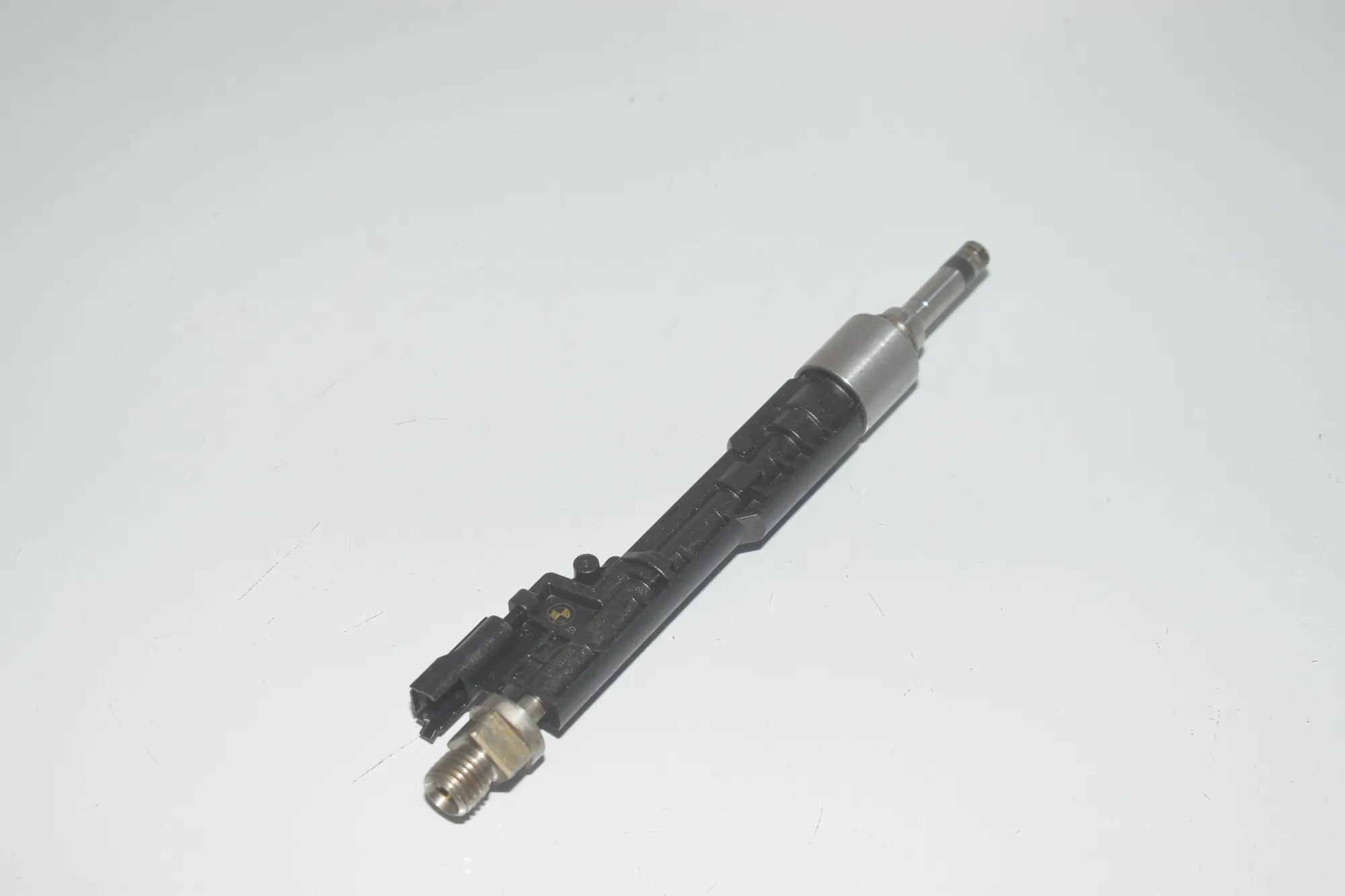 Fuel Injector – OEM 7645956 · BMW 6 Gran Coupe (F06) 650 i xDrive 2013 – 3