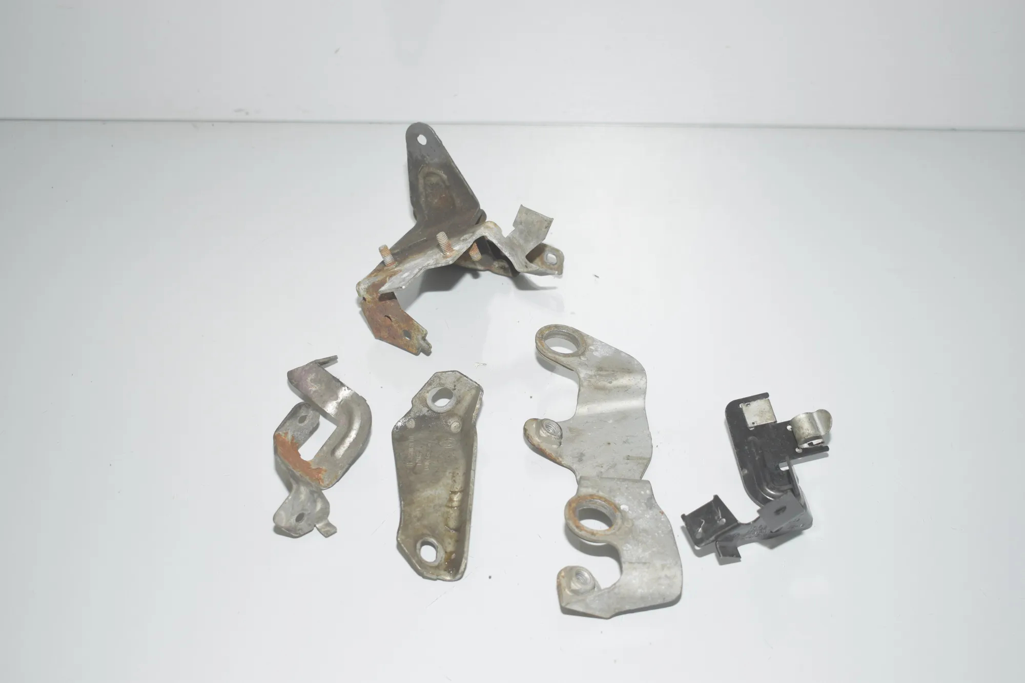 Bracket – OEM 147862-10 · BMW 6 Gran Coupe (F06) 650 i xDrive 2013 – 4