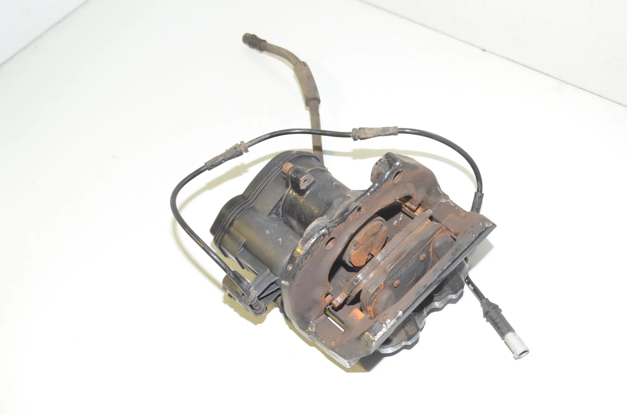 Rear Right Brake Caliper – OEM 7846694 · BMW 6 Gran Coupe (F06) 650 i xDrive 2013 – 4