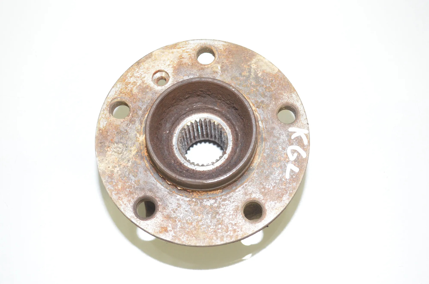 Rear Left Wheel Bearing – OEM 6867806 · BMW 6 Gran Coupe (F06) 650 i xDrive 2013