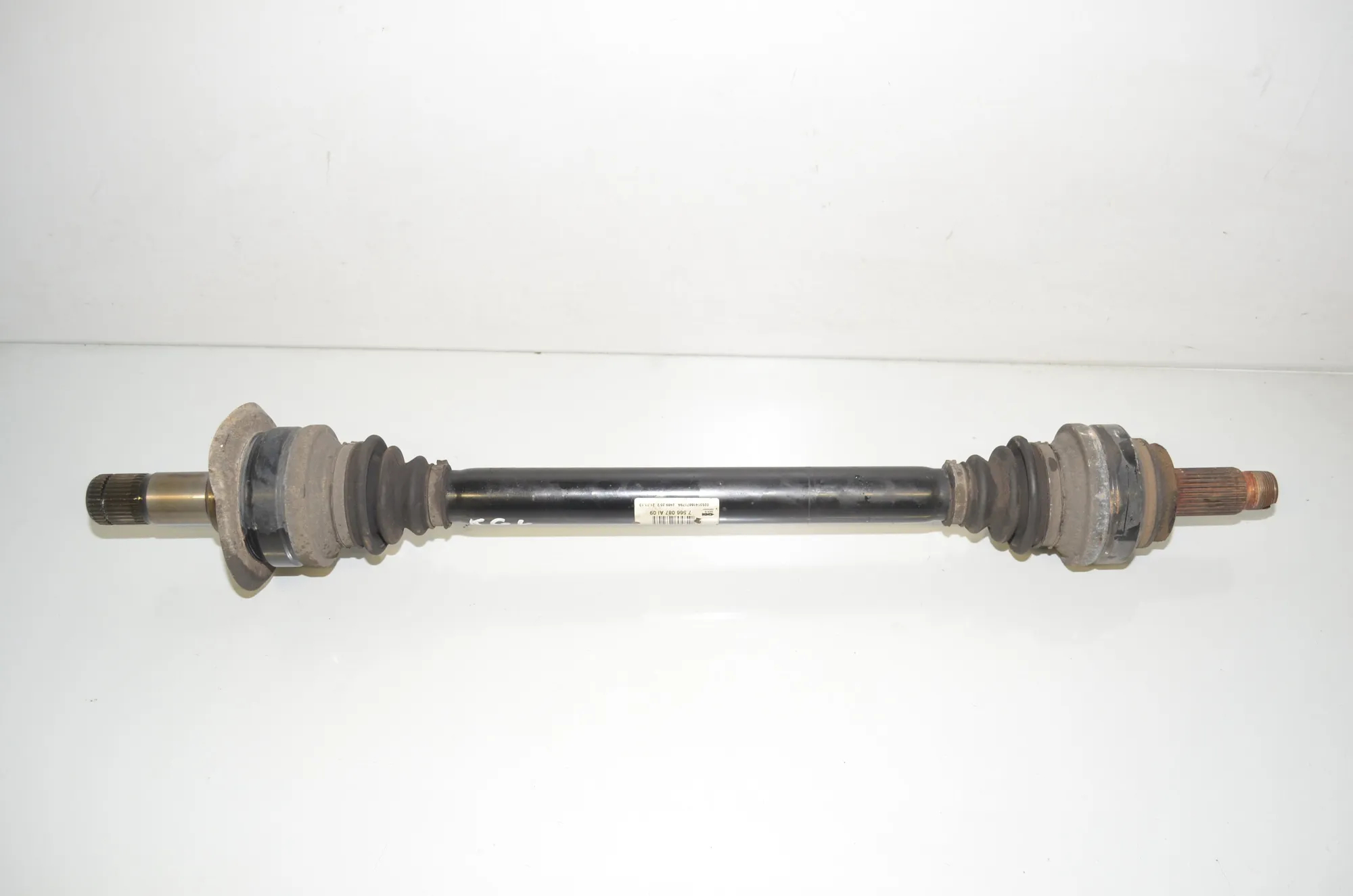 Rear Left Driveshaft – OEM 7566087 · BMW 6 Gran Coupe (F06) 650 i xDrive 2013