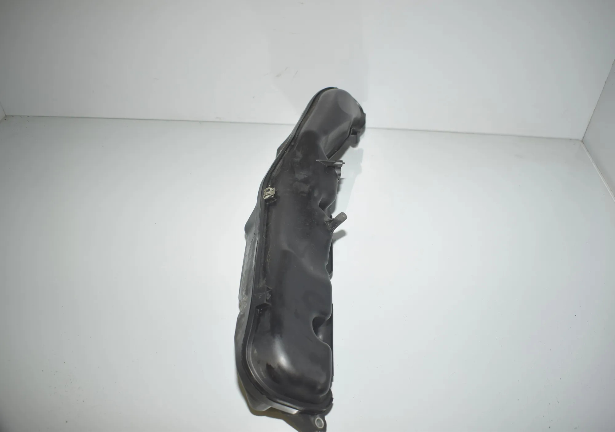 Intake Manifold – OEM 70517457 · BMW 6 Gran Coupe (F06) 650 i xDrive 2013 – 2