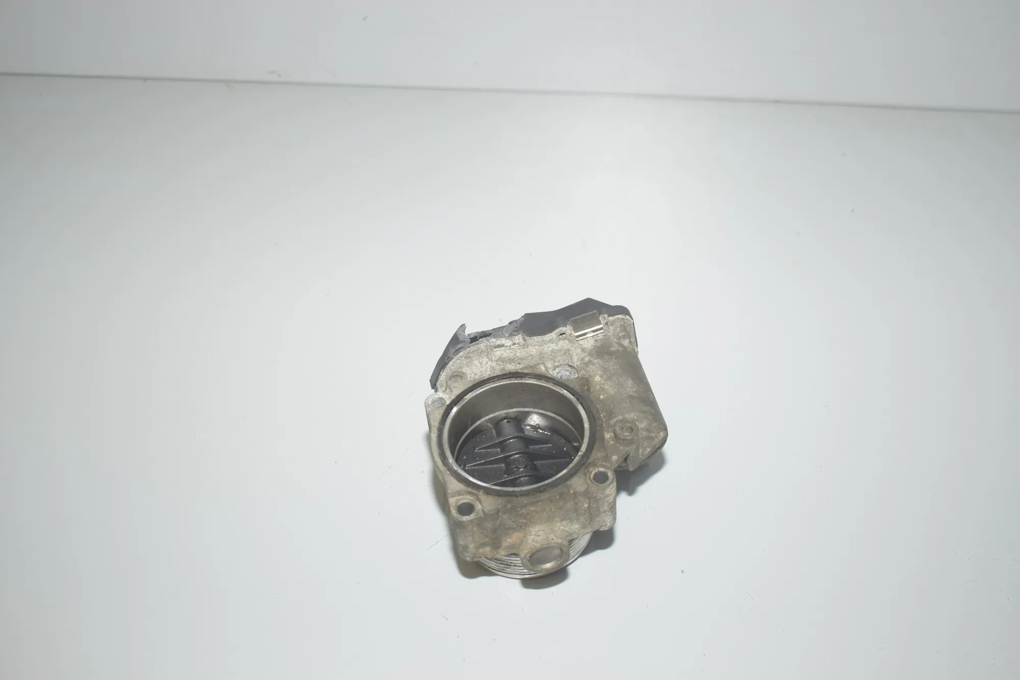 Throttle Body – OEM 7555944 · BMW 6 Gran Coupe (F06) 650 i xDrive 2013 – 3
