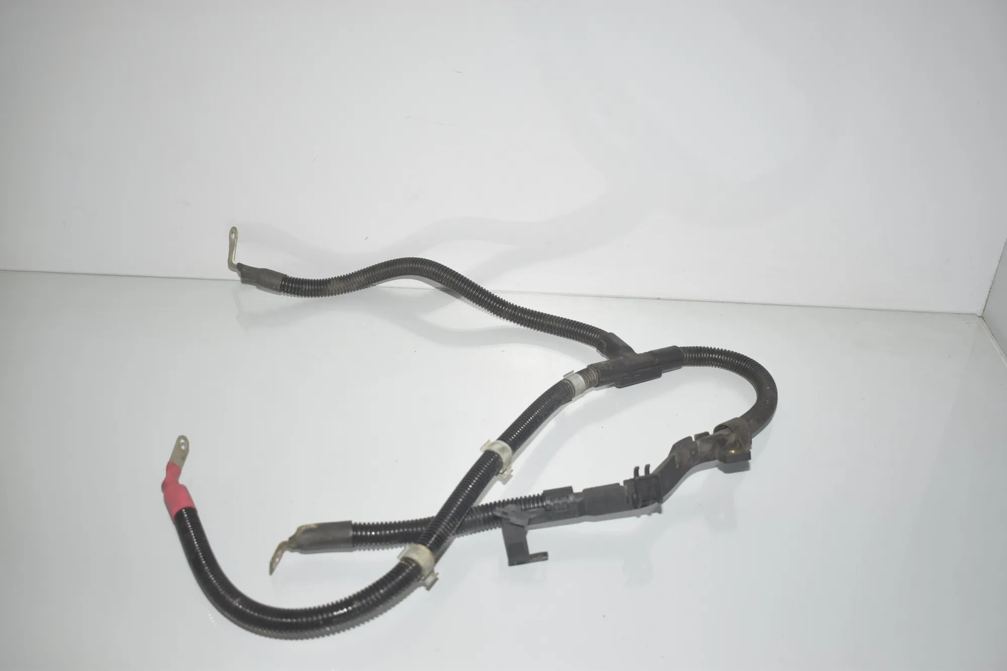 Positive Battery Cable – OEM 7590245 · BMW 6 Gran Coupe (F06) 650 i xDrive 2013