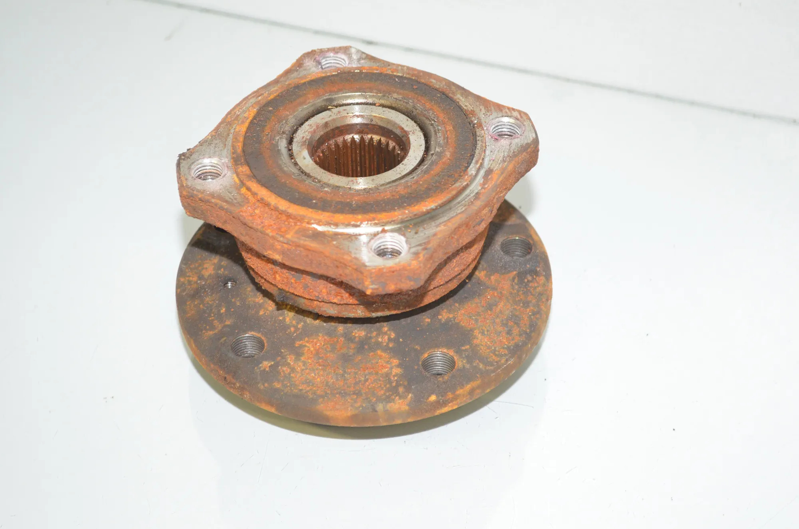 Rear Right Wheel Bearing – OEM 6867815 · BMW X3 (F25) xDrive 20 d 2013 – 4