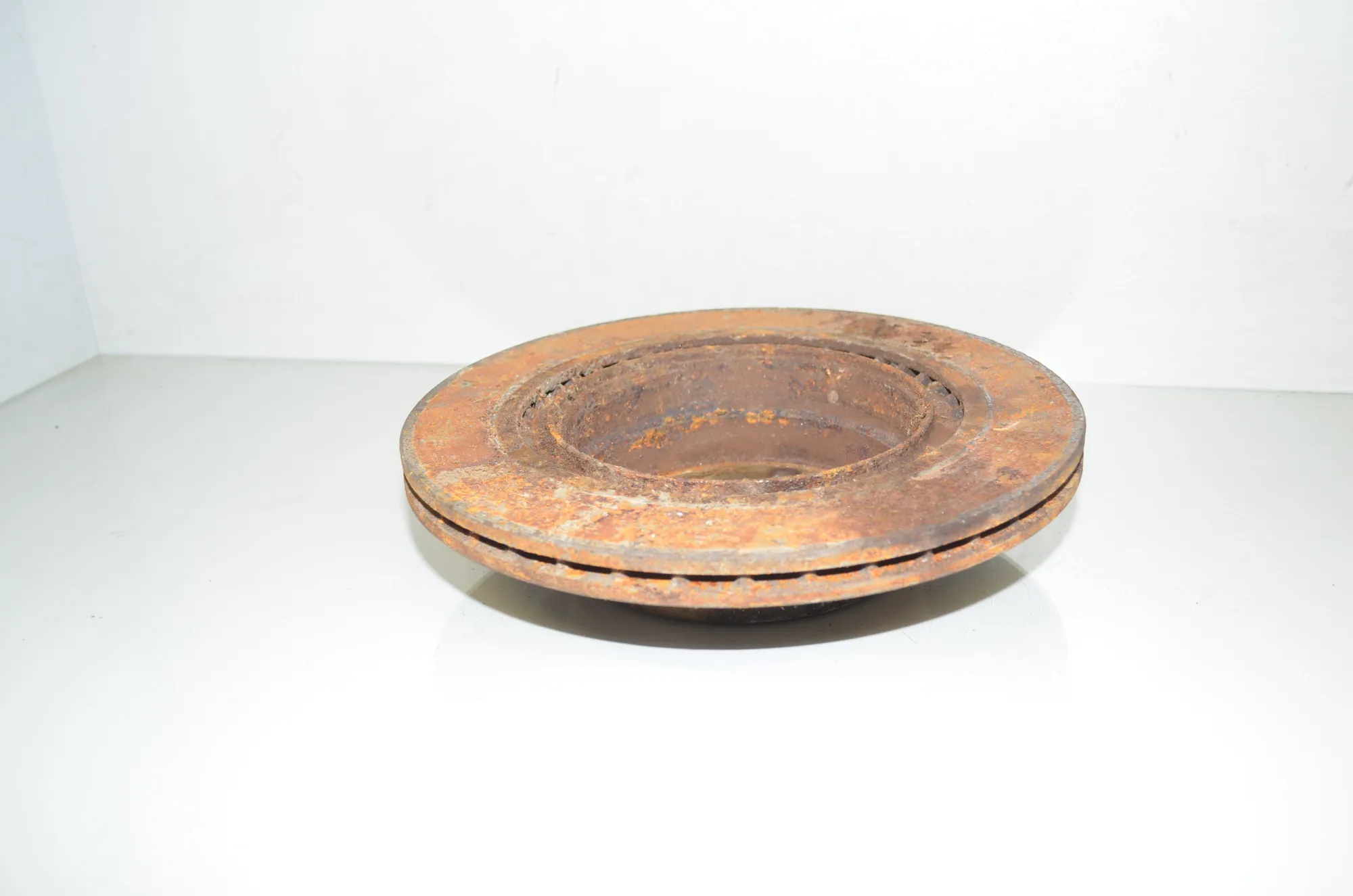 Rear Left Brake Disc – OEM 6792227 · BMW 3 (F30, F80) 320 d 2012 – 4