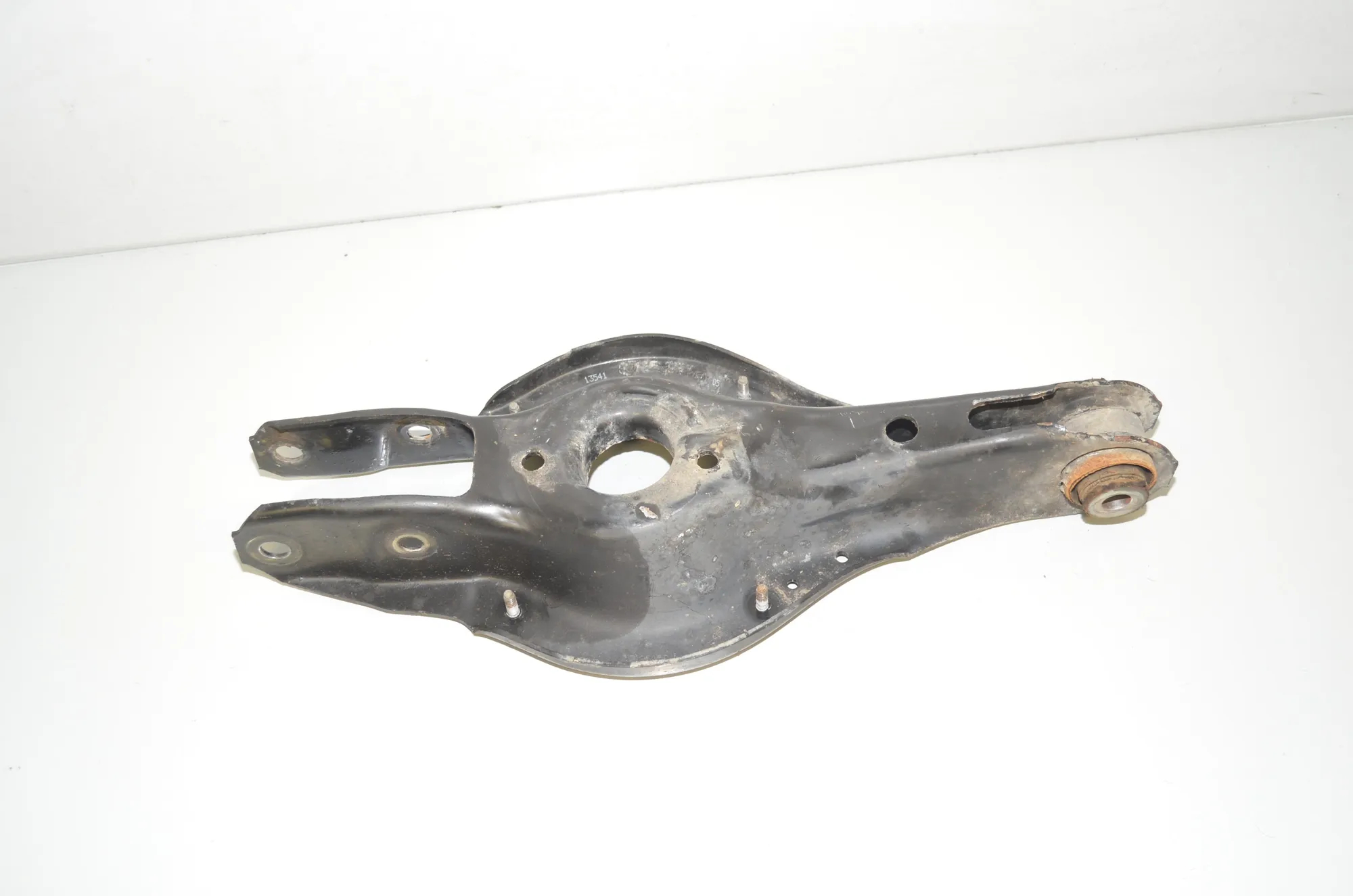 Rear Right Lower Control Arm – OEM 33326867540 · BMW 3 (F30, F80) 320 d 2012
