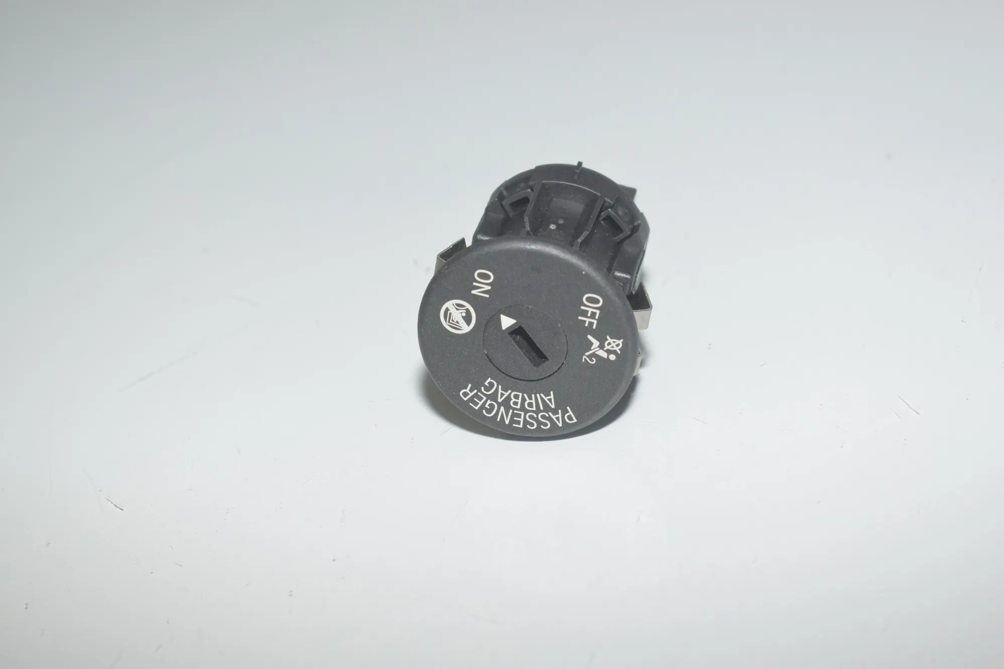 SRS Switch – OEM 61319326501 · BMW 2 Cabrio (F23) 220 i 2017 – 2