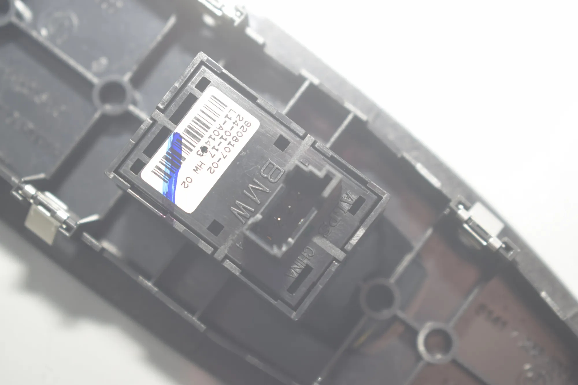 Front Right Door Window Switch – OEM 9208107 · BMW 2 Cabrio (F23) 220 i 2017 – 4
