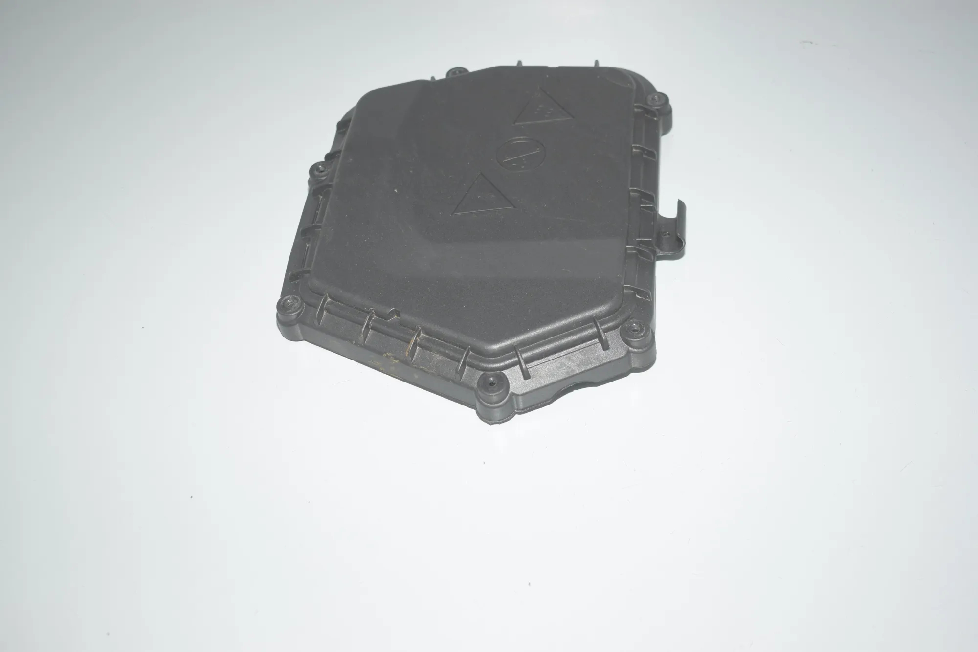 Fuse Box Cover – OEM 8509910 · BMW X3 (F25) xDrive 20 d 2013 – 3