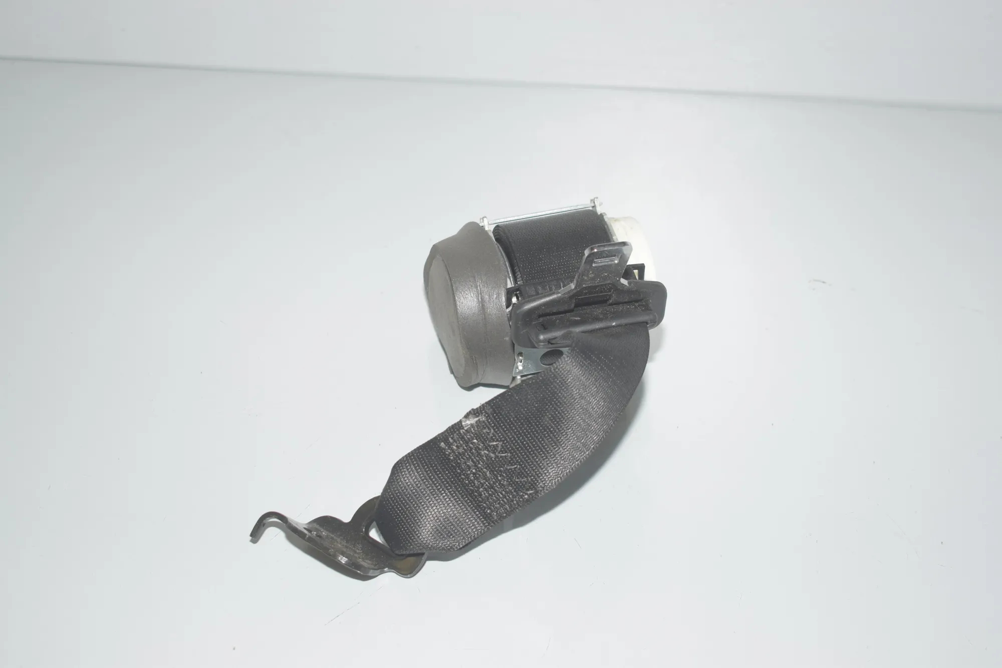 Rear Left Seatbelt – OEM 7258445 · BMW X3 (F25) xDrive 20 d 2013