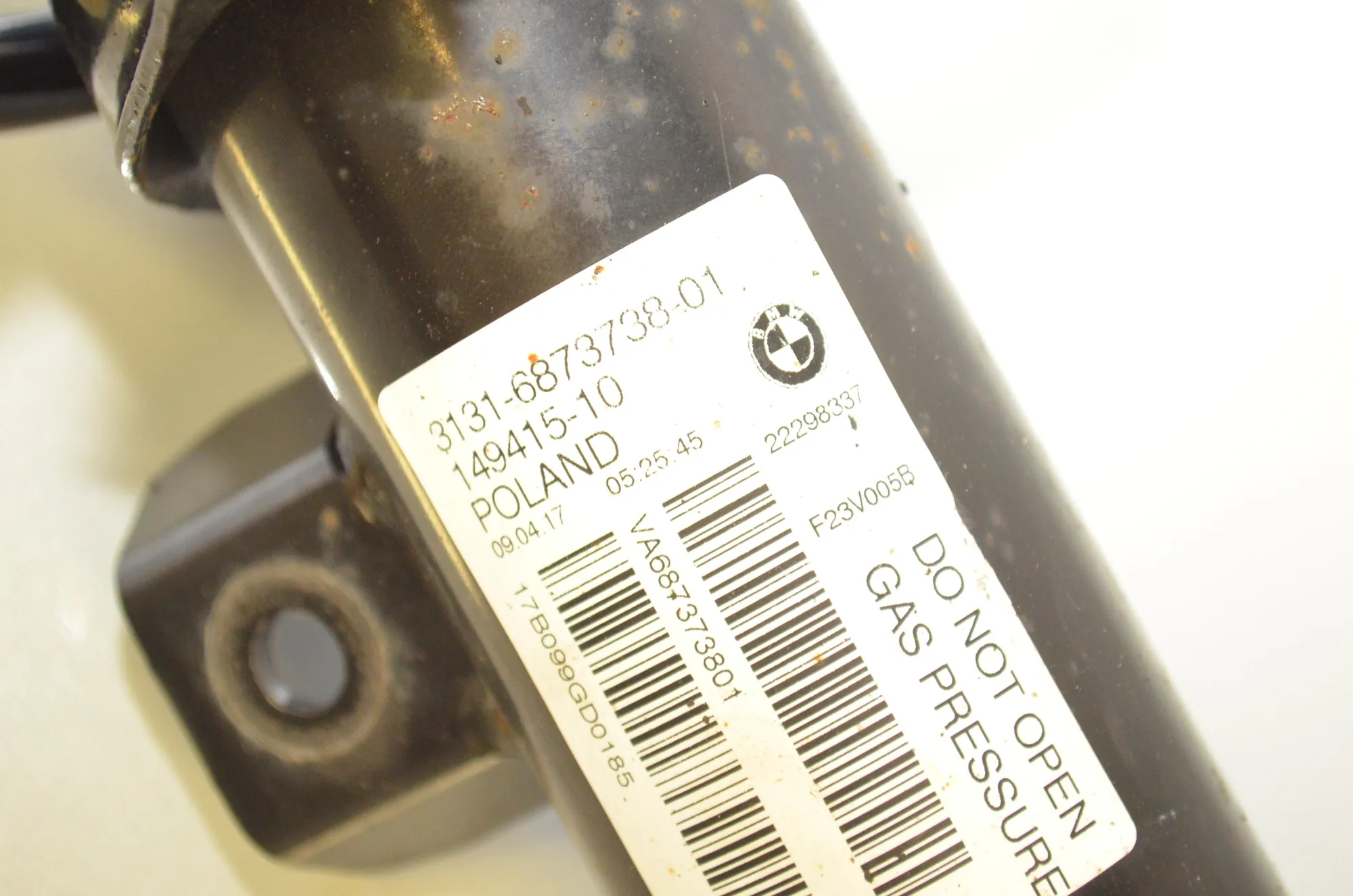 Front Right Shock Absorber – OEM 6873738 · BMW 2 Cabrio (F23) 220 i 2017 – 4