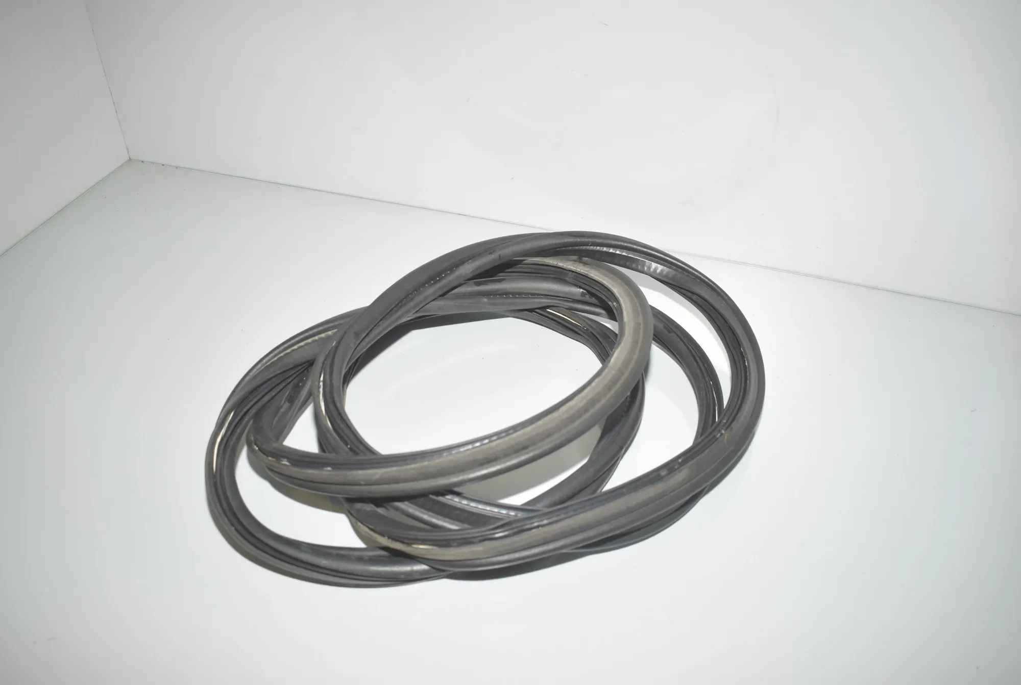 Tailgate Rubber Seal – OEM 7211292 · BMW X3 (F25) xDrive 20 d 2013 – 4