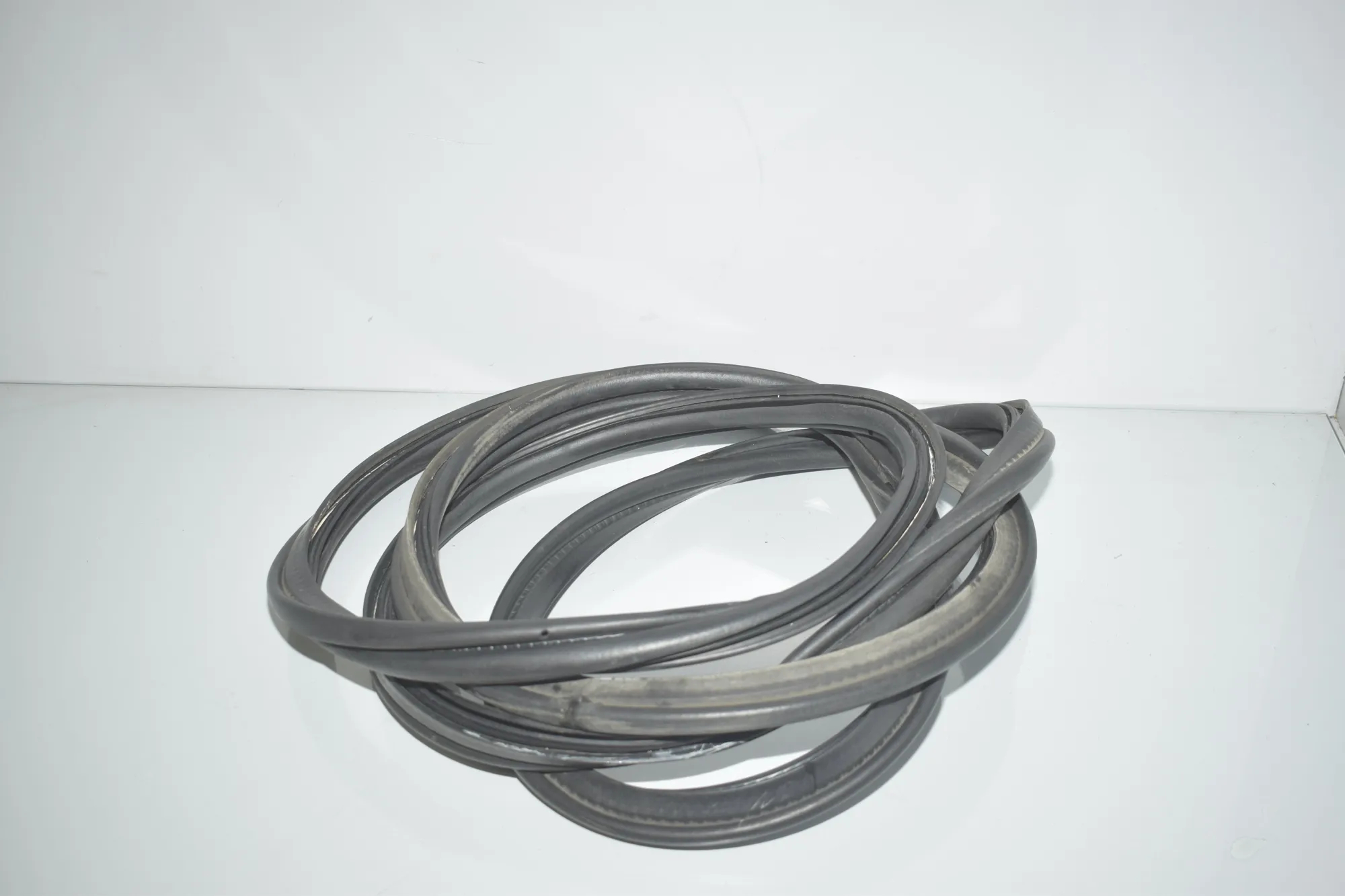 Tailgate Rubber Seal – OEM 7211292 · BMW X3 (F25) xDrive 20 d 2013