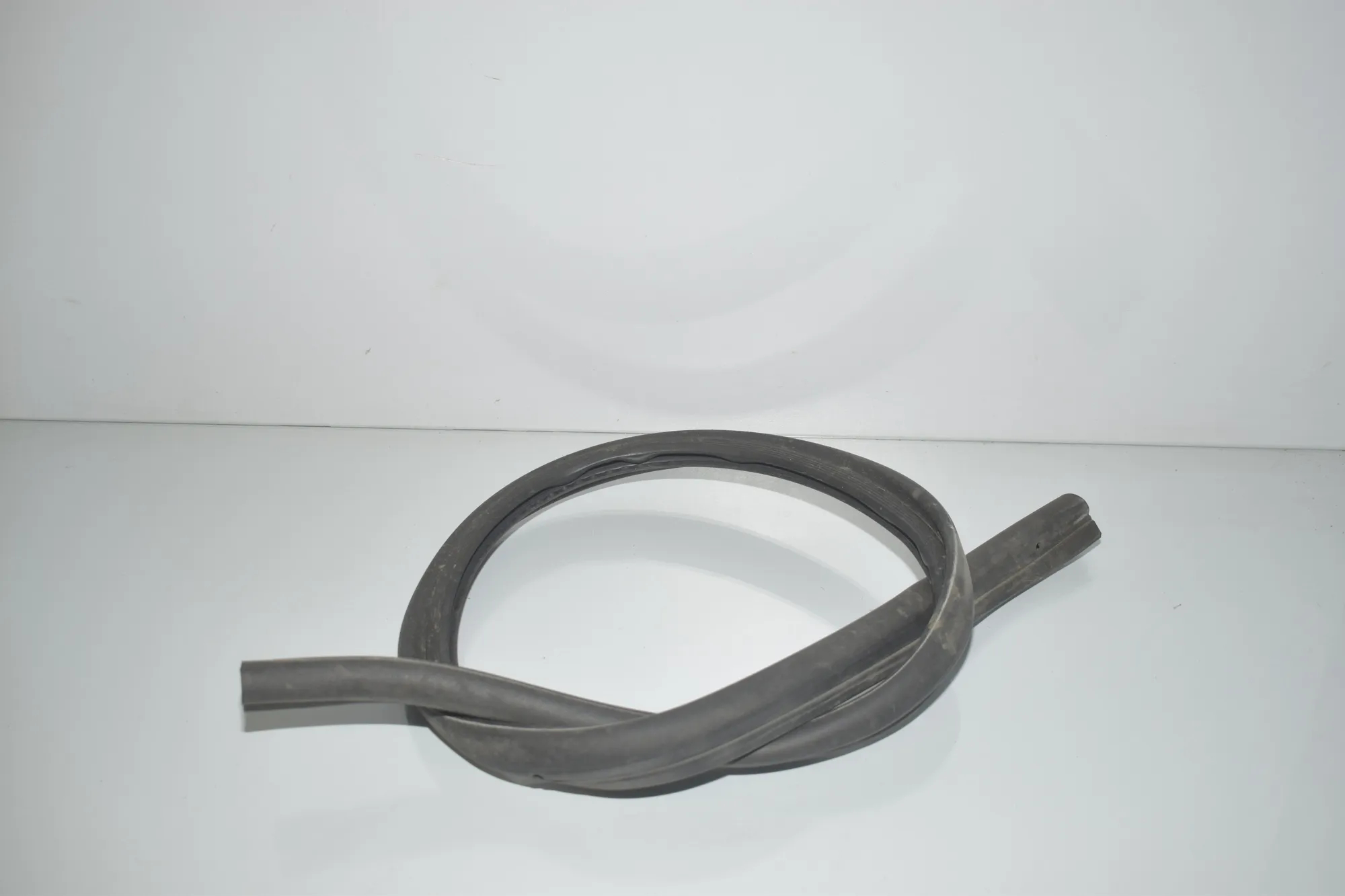 Engine Rubber Seal – OEM 7210736 · BMW X3 (F25) xDrive 20 d 2013 – 4