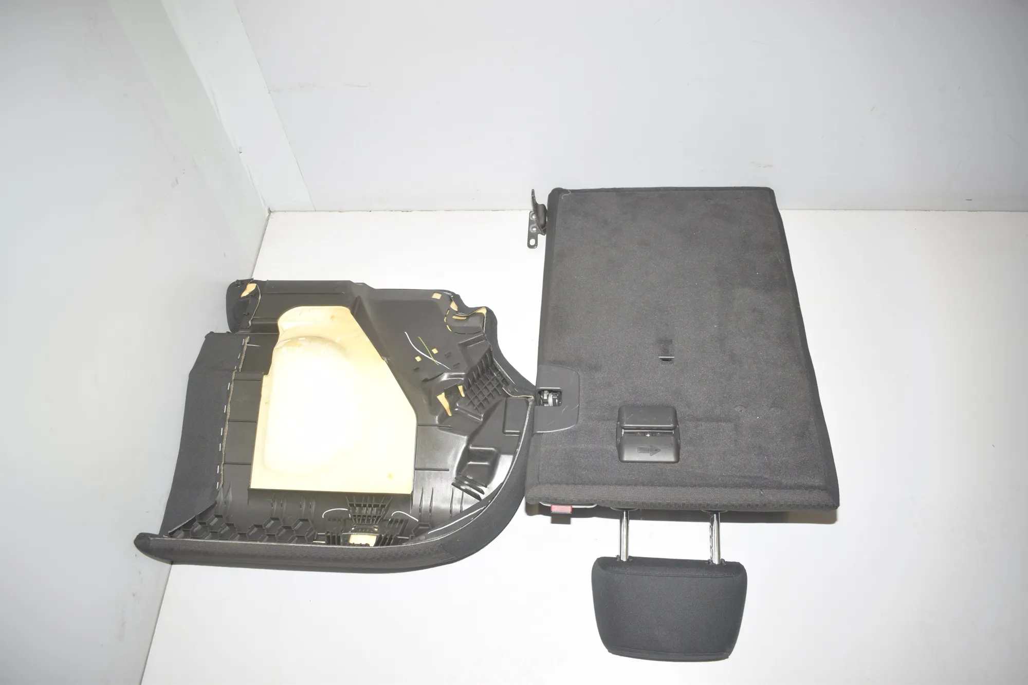 Rear Seat · BMW X3 (F25) xDrive 20 d 2013 – 4