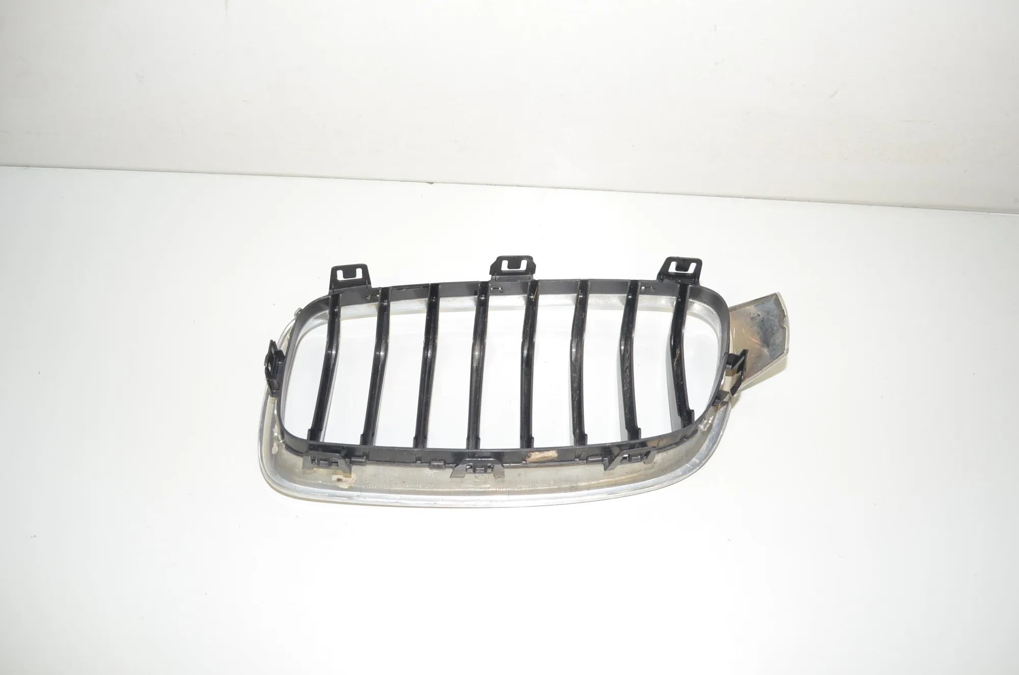 Front Right Grill – OEM 7255412 · BMW 3 (F30, F80) 320 d 2012 – 3