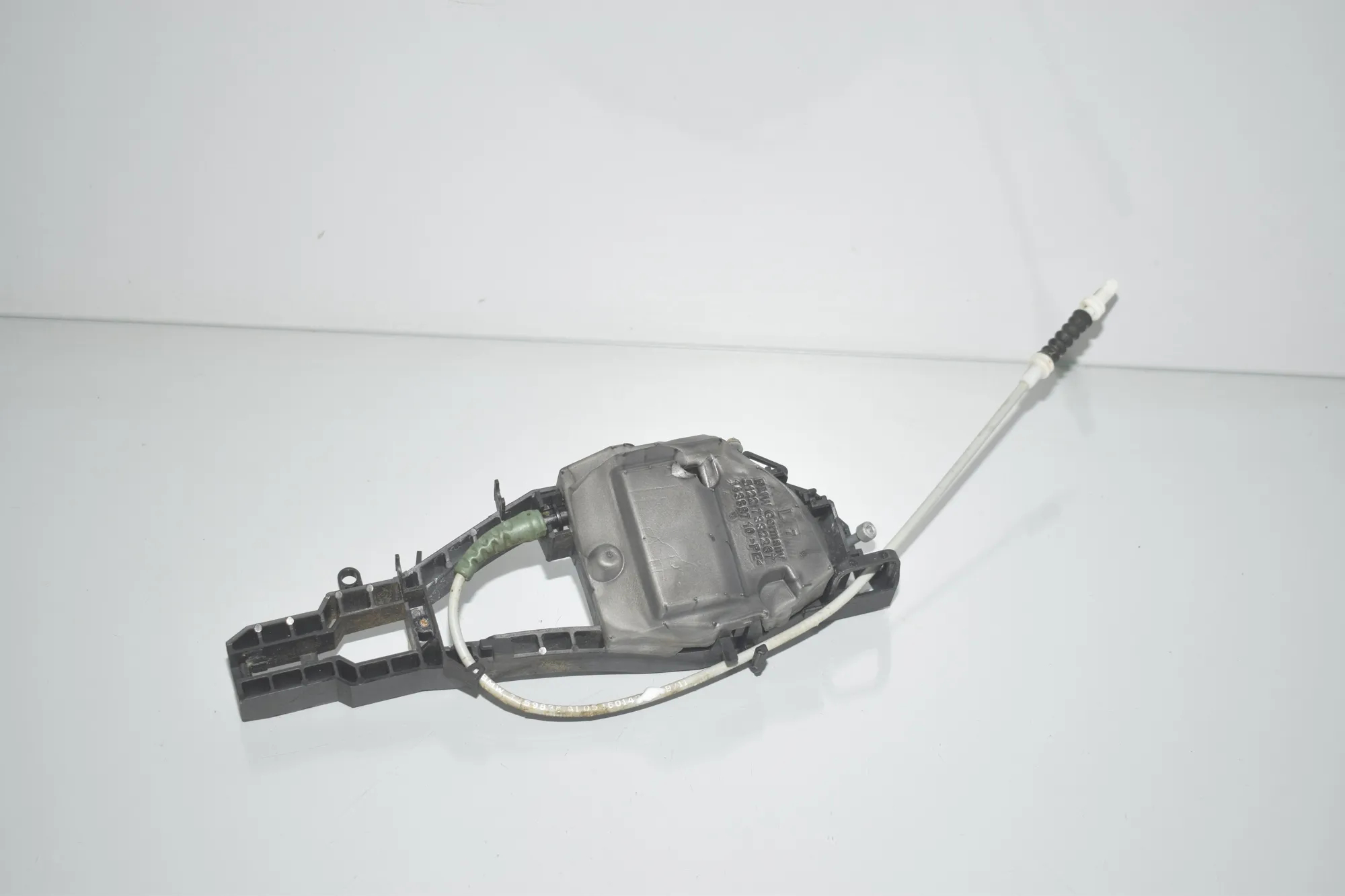 Rear Left Door Interior Handle Frame – OEM 7332267 · BMW 3 (F30, F80) 320 d 2012 – 2
