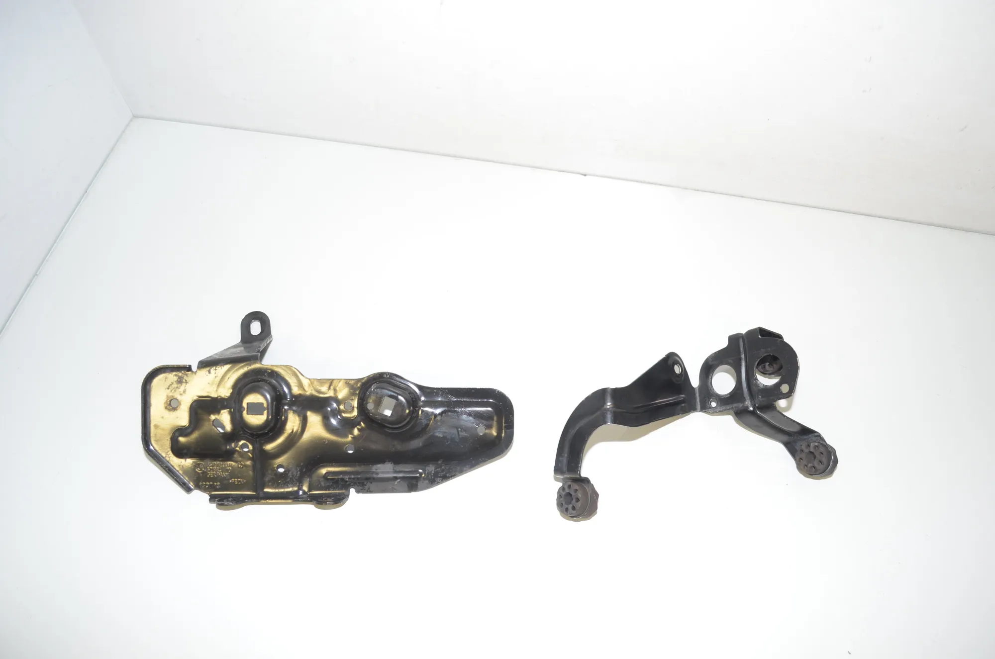 Bracket – OEM 7244171 · BMW 3 Touring (F31) 330 d 2013 – 3