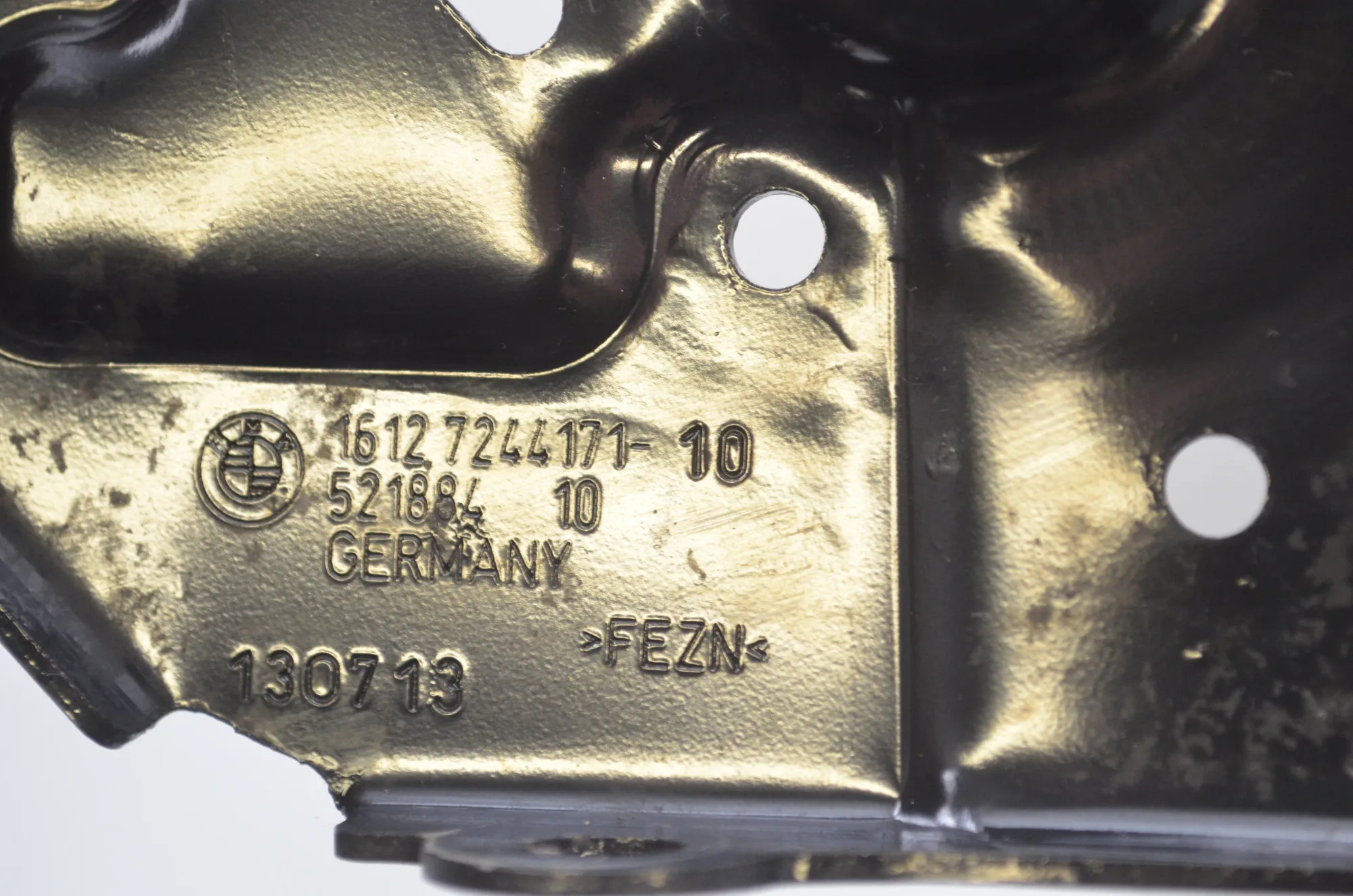 Bracket – OEM 7244171 · BMW 3 Touring (F31) 330 d 2013 – 4