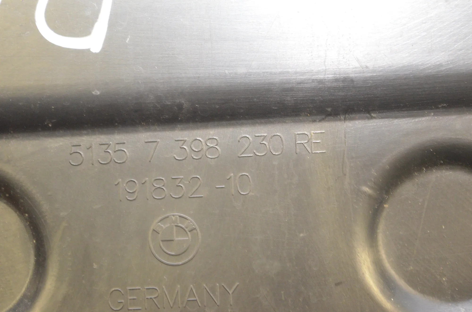 Other Body Parts – OEM 7398230 · BMW 2 Cabrio (F23) 220 i 2016 – 4