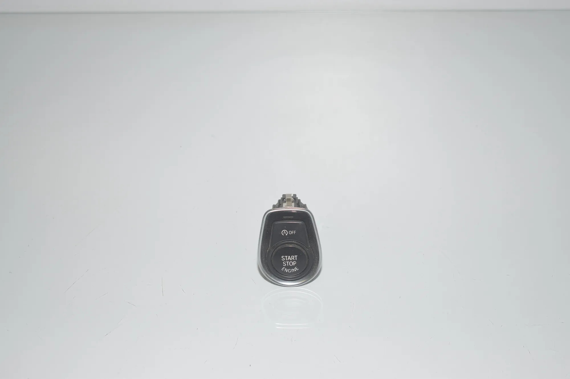 Ignition Start Button – OEM 9250734 · BMW 3 (F30, F80) 320 d 2012