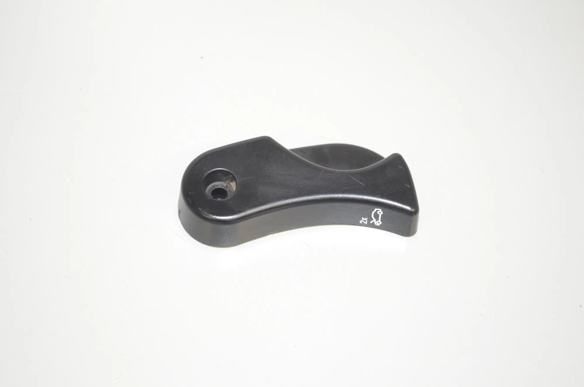 Bonnet Release Handle – OEM 7309606 · BMW 2 Cabrio (F23) 220 i 2016 – 2