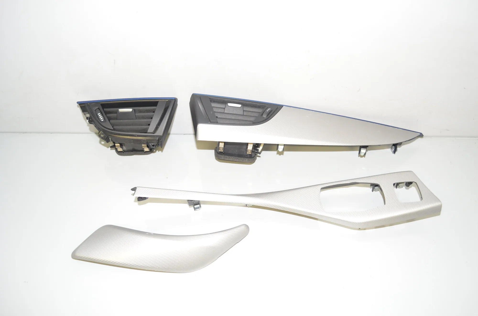 Interior Trim Strips Kit – OEM 8064260 · BMW 2 Cabrio (F23) 220 i 2016