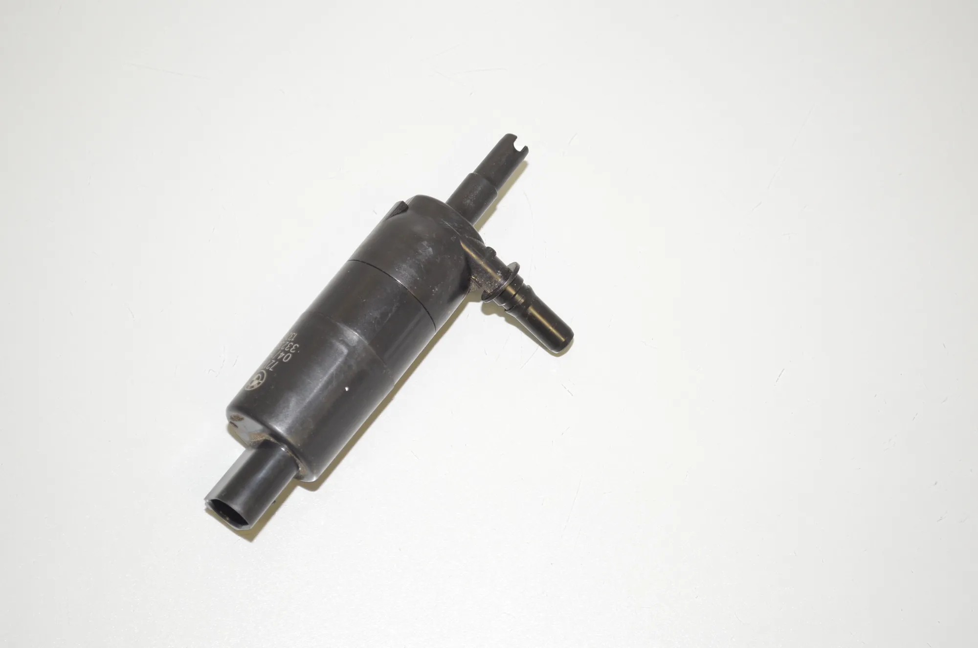 Headlight Washer Motor – OEM 7217792 · BMW 2 Cabrio (F23) 220 i 2016 – 3