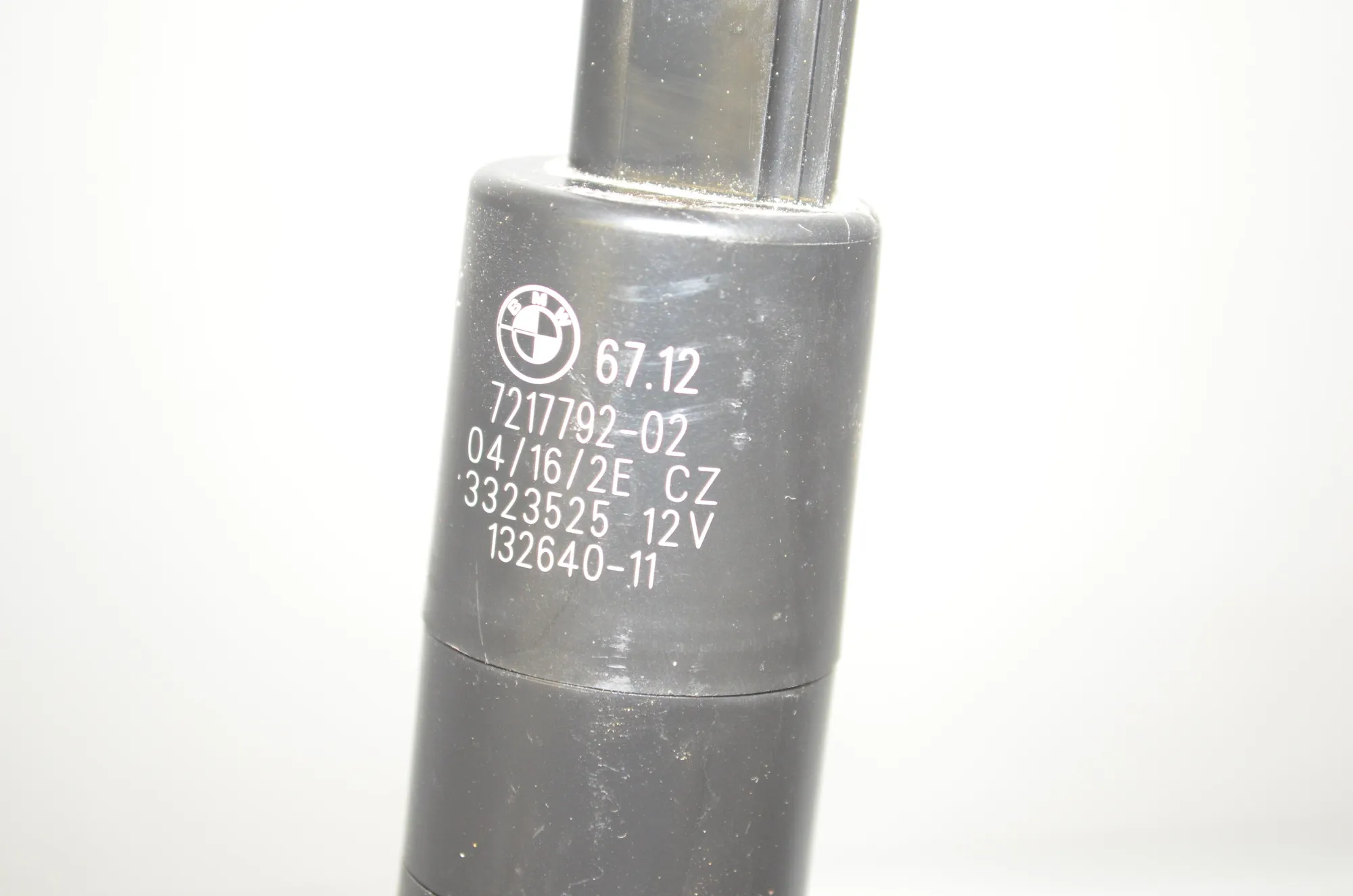 Headlight Washer Motor – OEM 7217792 · BMW 2 Cabrio (F23) 220 i 2016 – 5