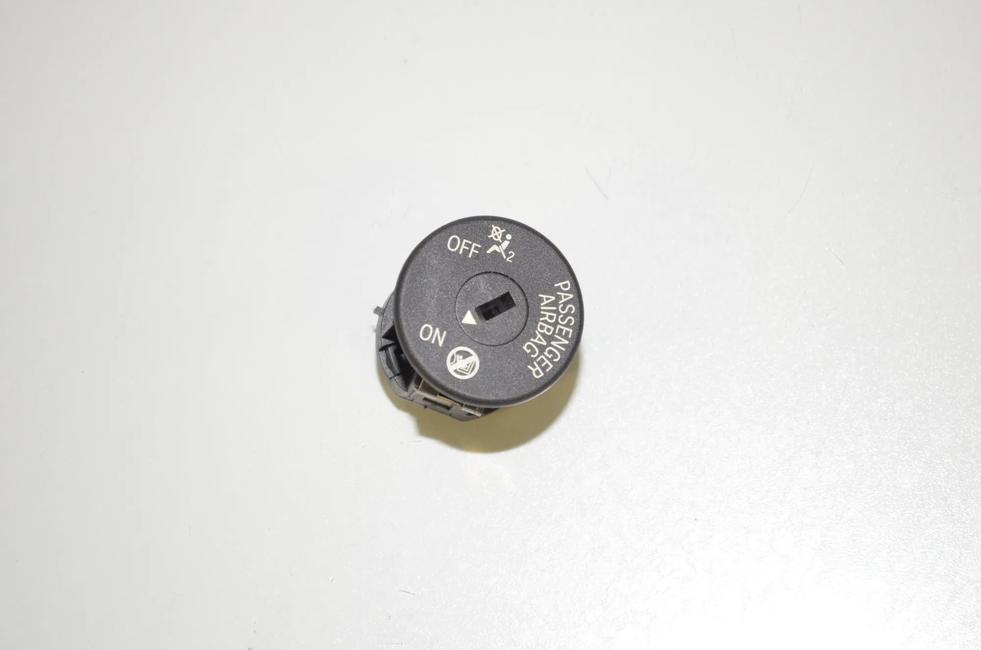 SRS Switch – OEM 9326501 · BMW 2 Cabrio (F23) 220 i 2016