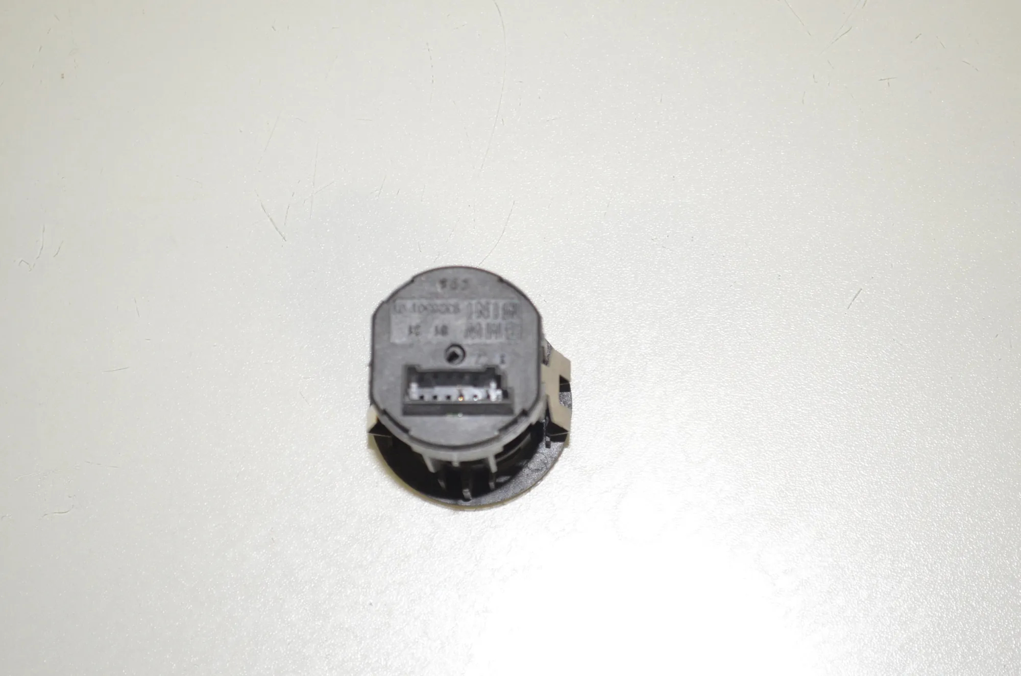 SRS Switch – OEM 9326501 · BMW 2 Cabrio (F23) 220 i 2016 – 4