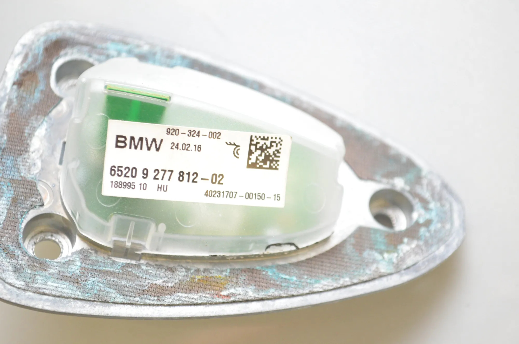 Antenna – OEM 9277812 · BMW 2 Cabrio (F23) 220 i 2016 – 5