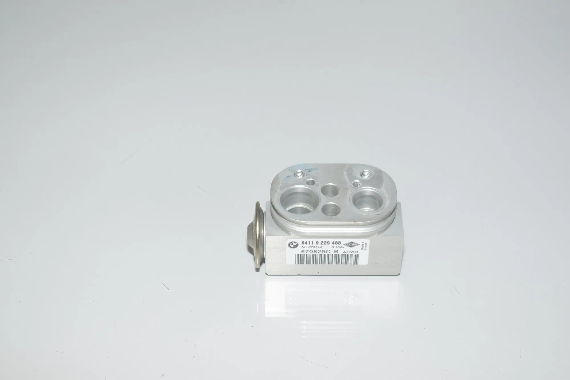 A/C Conditioner Expansion Valve – OEM 9229488 · BMW 3 (F30, F80) 320 d 2012 – 2