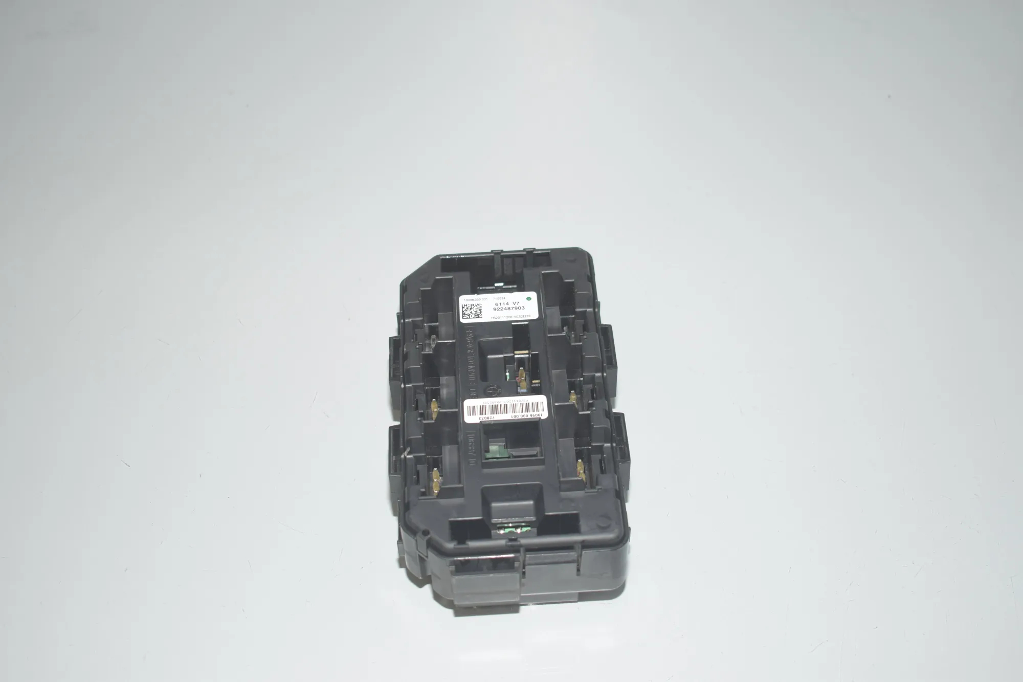 Fuse Box – OEM 9224879 · BMW 3 (F30, F80) 320 d 2012 – 4