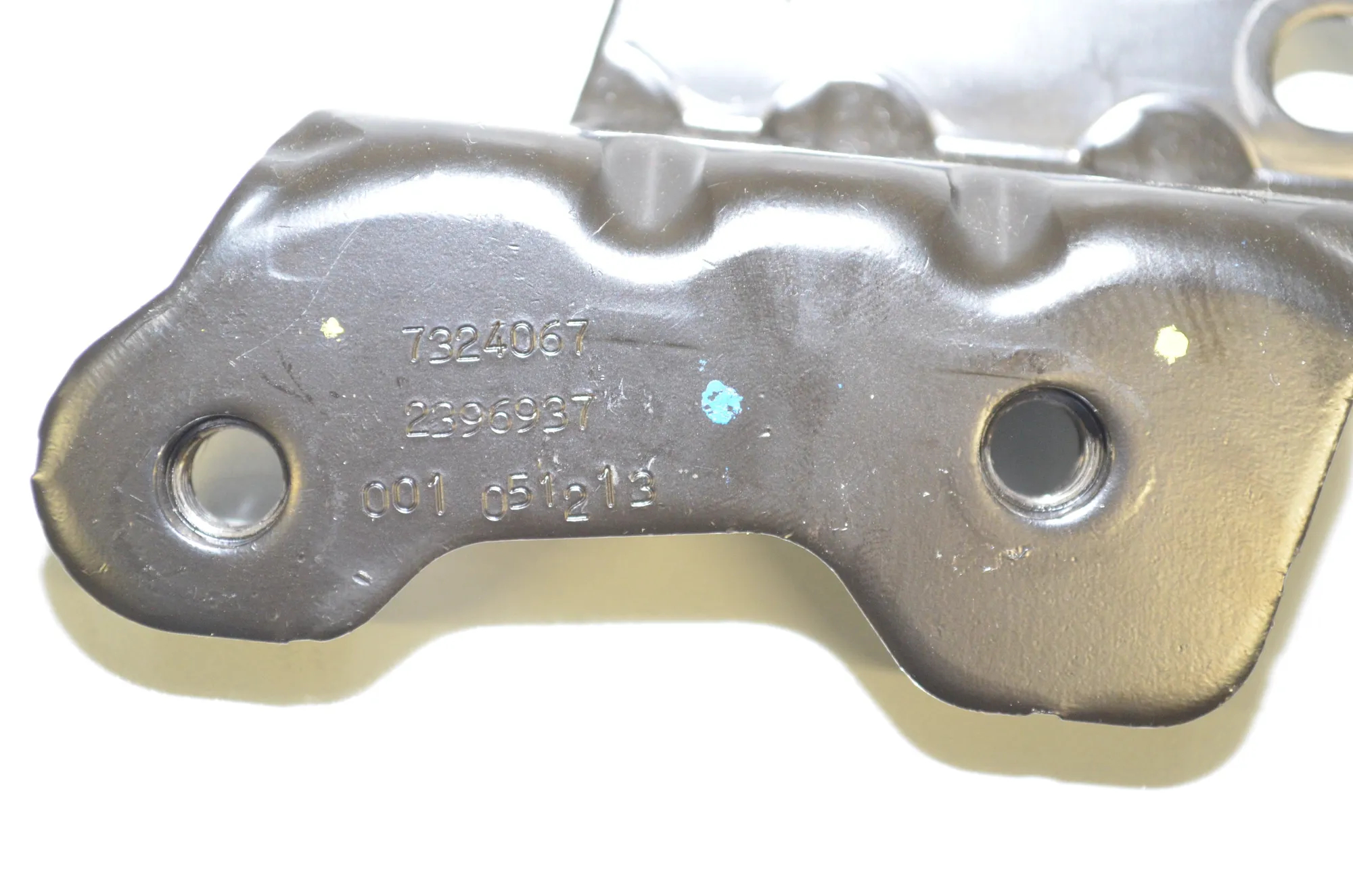 Bracket – OEM 7324067 · BMW 3 Gran Turismo (F34) 320 d 2014 – 4
