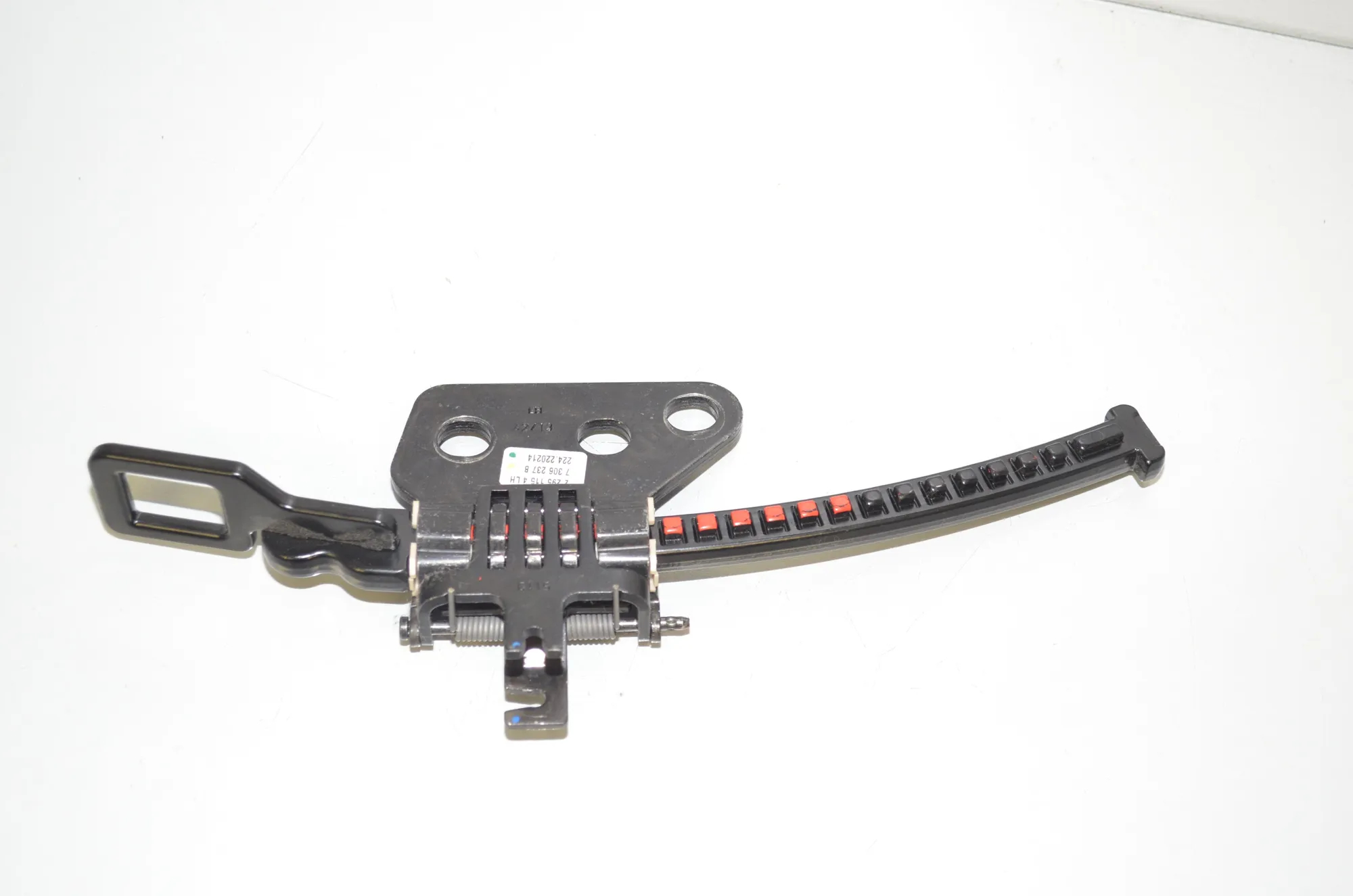 Rear Seat Backrest Lock – OEM 7306237 · BMW 3 Gran Turismo (F34) 320 d 2014 – 2