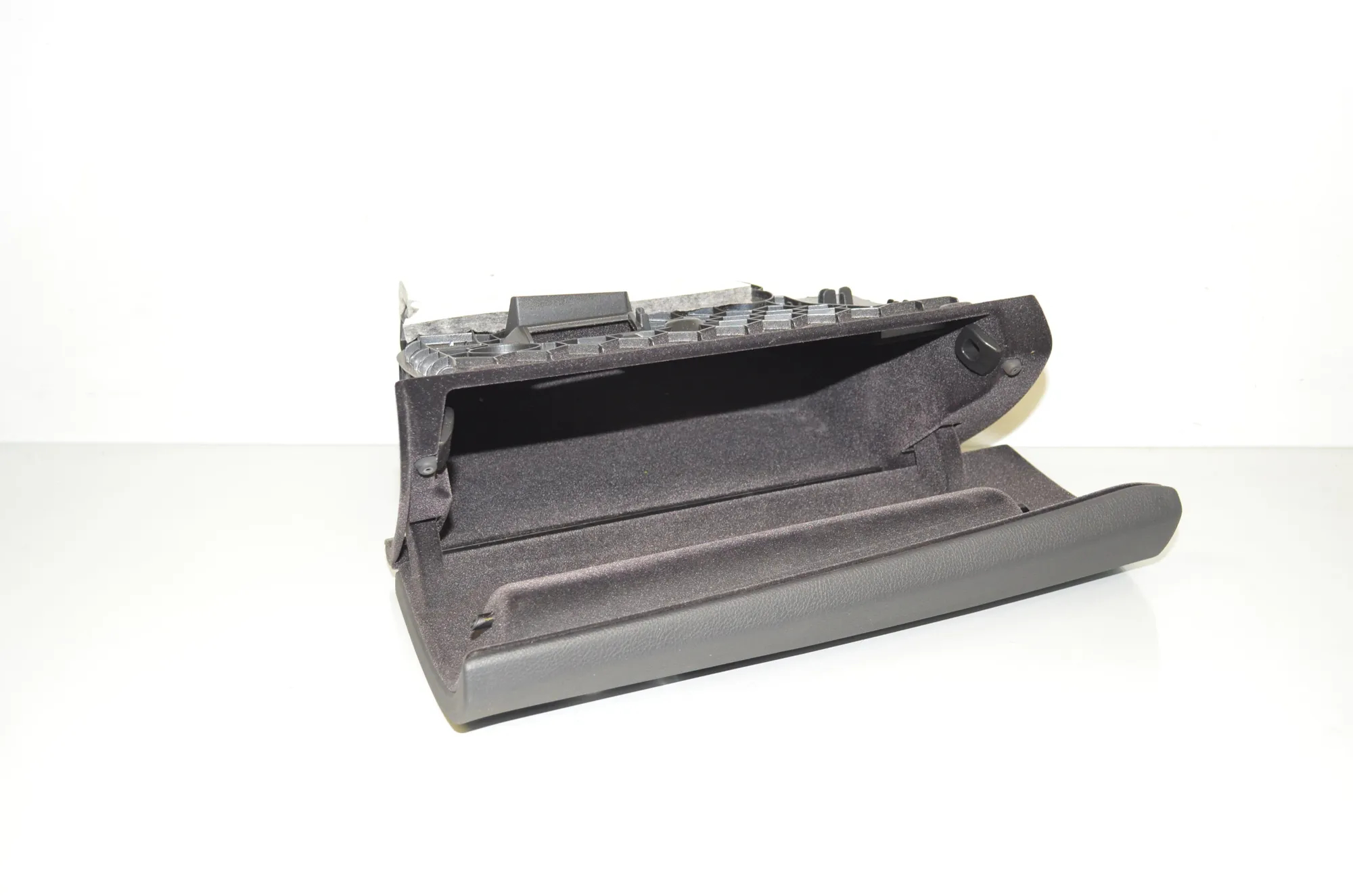 Glove Compartment – OEM 9239345 · BMW 3 Gran Turismo (F34) 320 d 2014 – 2