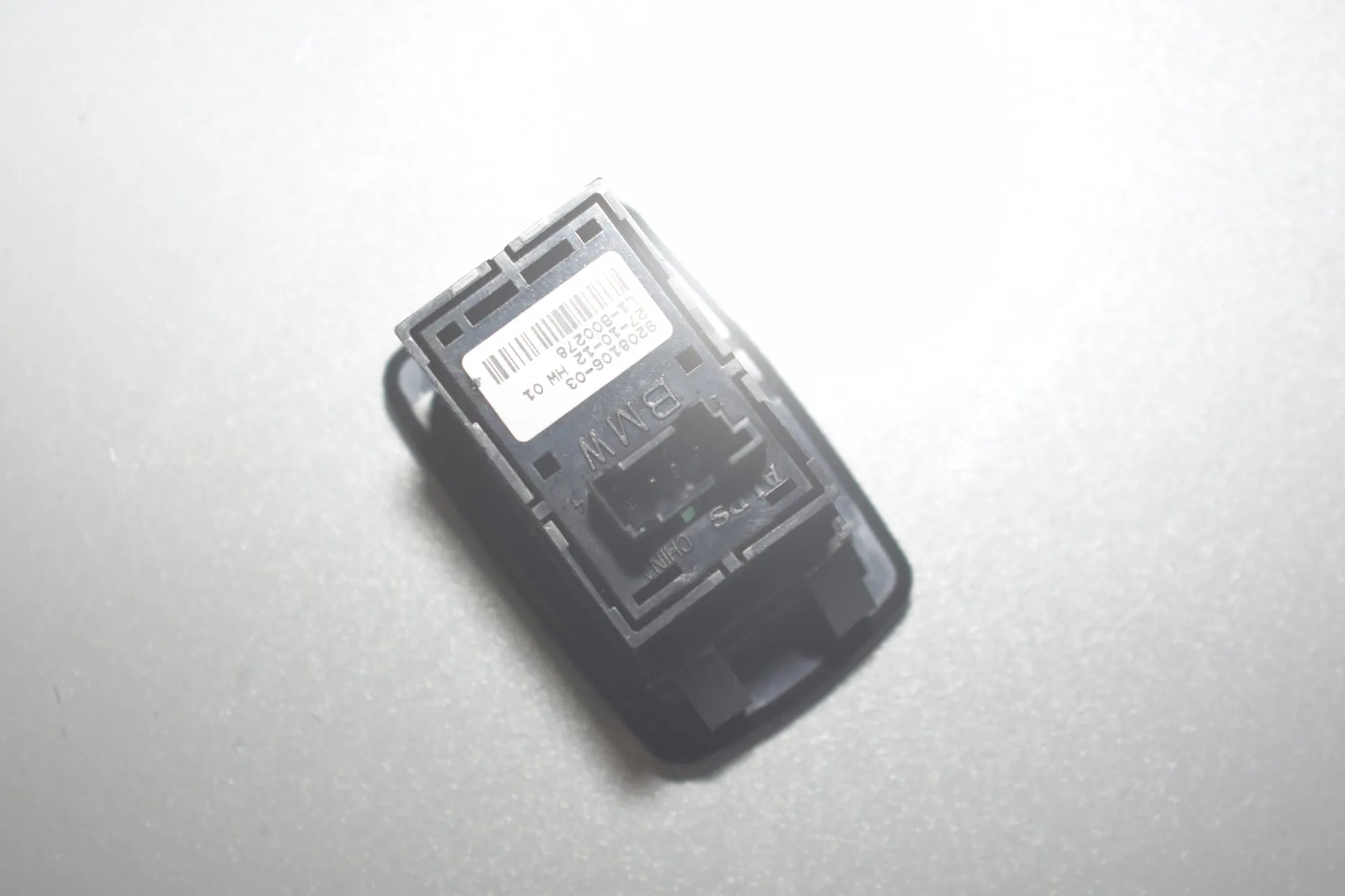 Rear Right Door Window Switch – OEM 9208106 · BMW X3 (F25) xDrive 20 d 2013 – 5