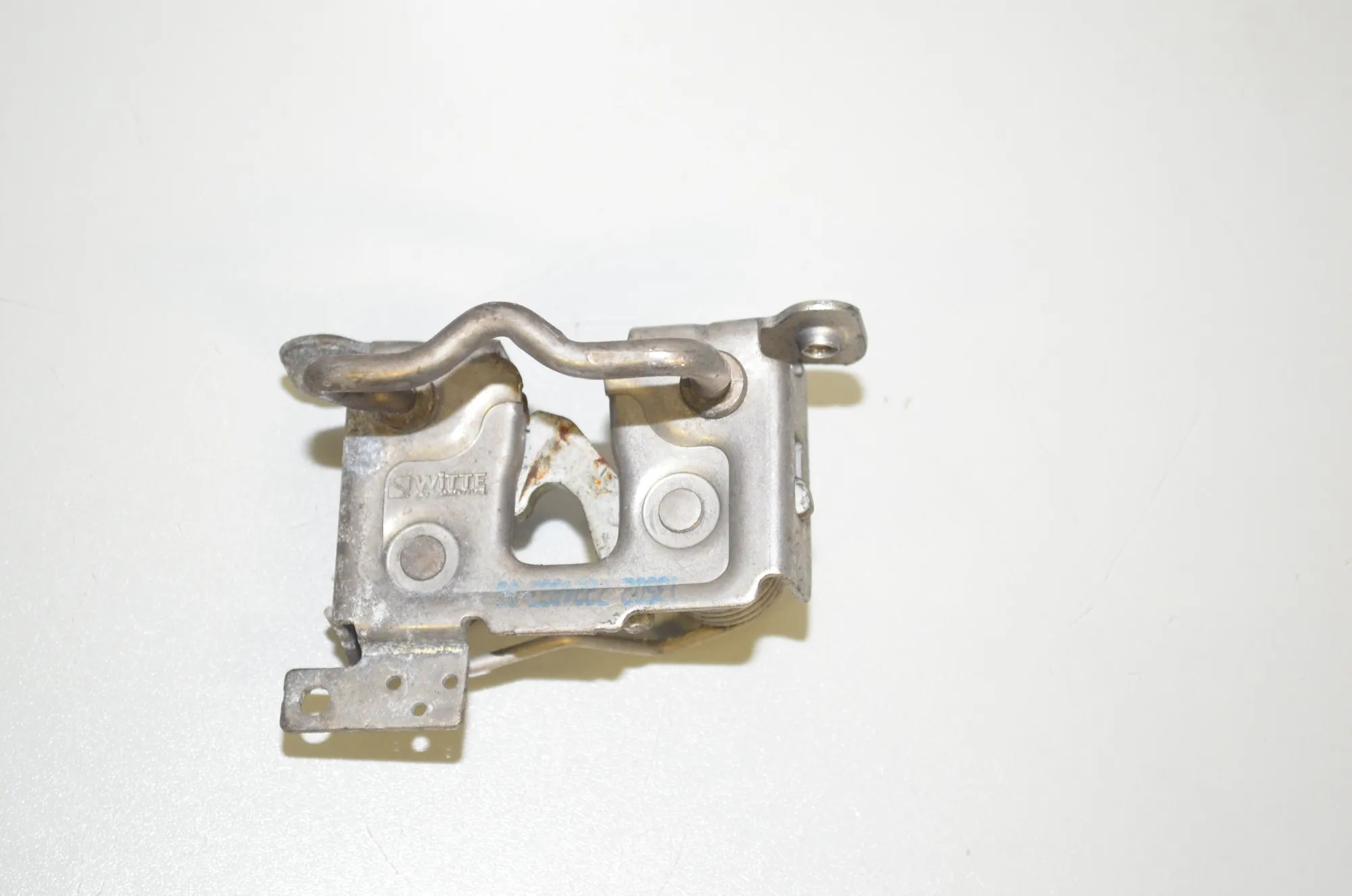 Bonnet Lock – OEM 7210731 · BMW X3 (F25) xDrive 20 d 2013 – 3