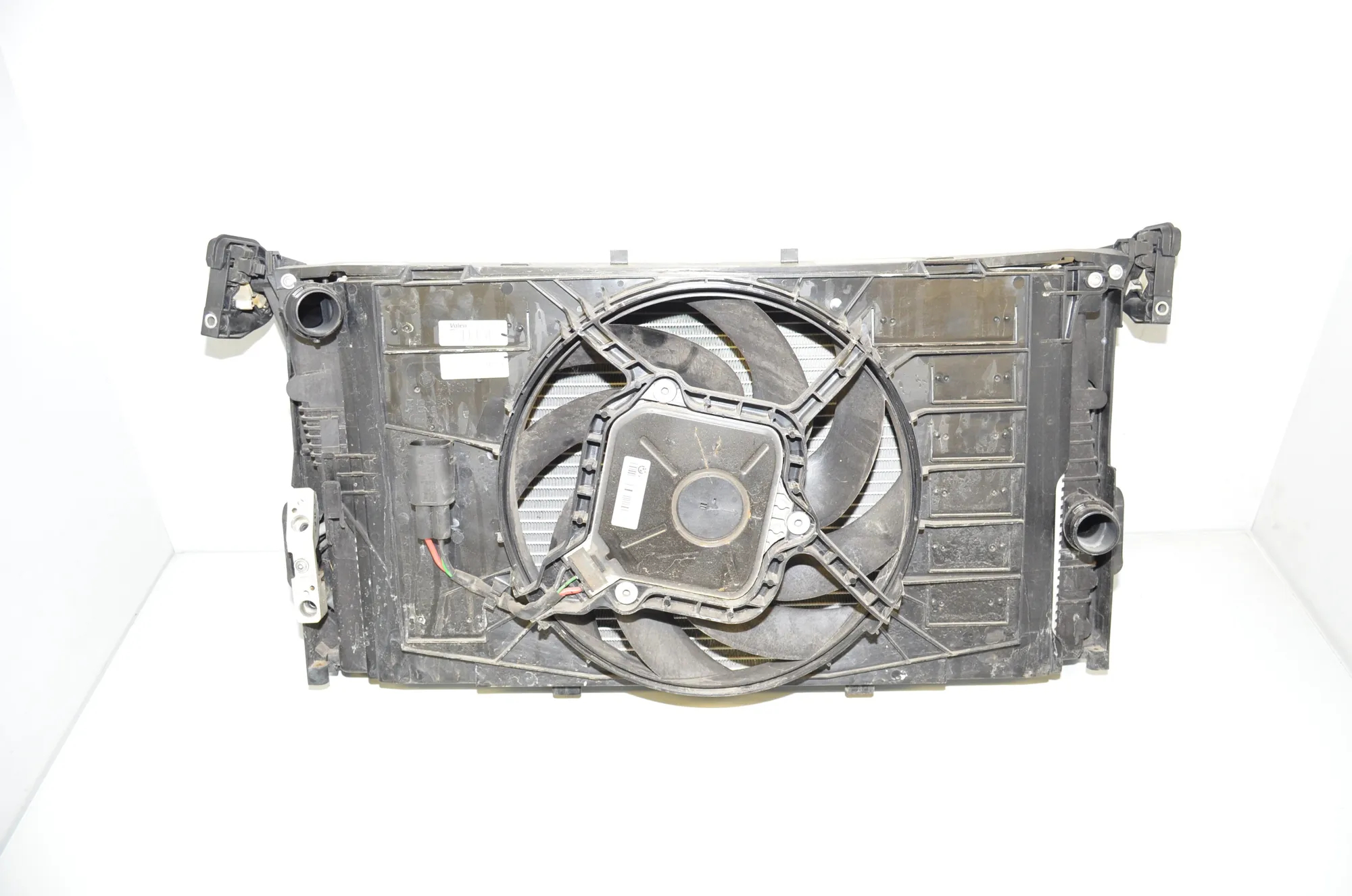 Radiator Pack Set – OEM 8642143 · BMW i3 (I01) Electric 2019 – 3