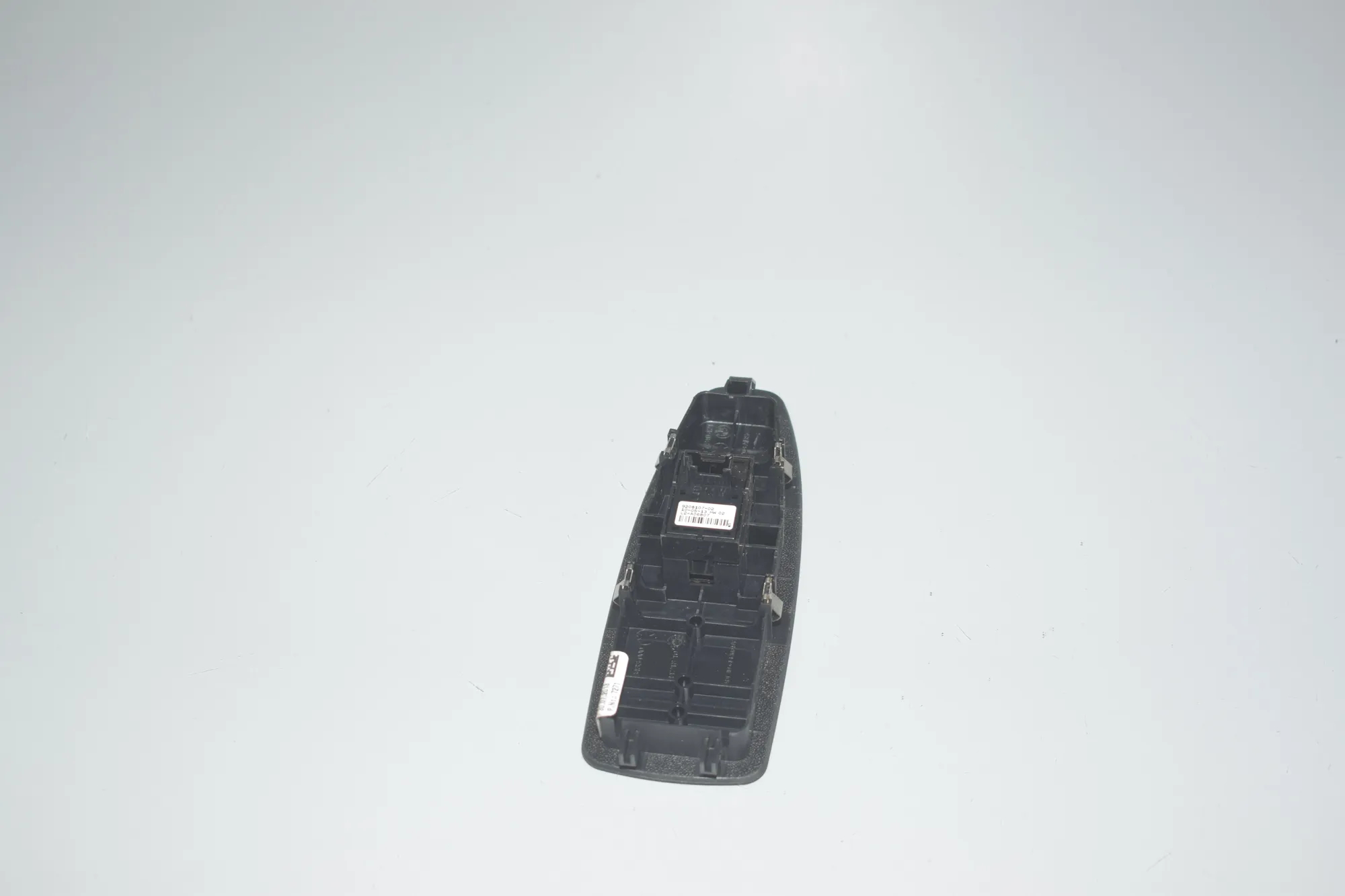 Front Right Door Window Switch – OEM 9208107 · BMW 3 Touring (F31) 330 d 2013 – 2