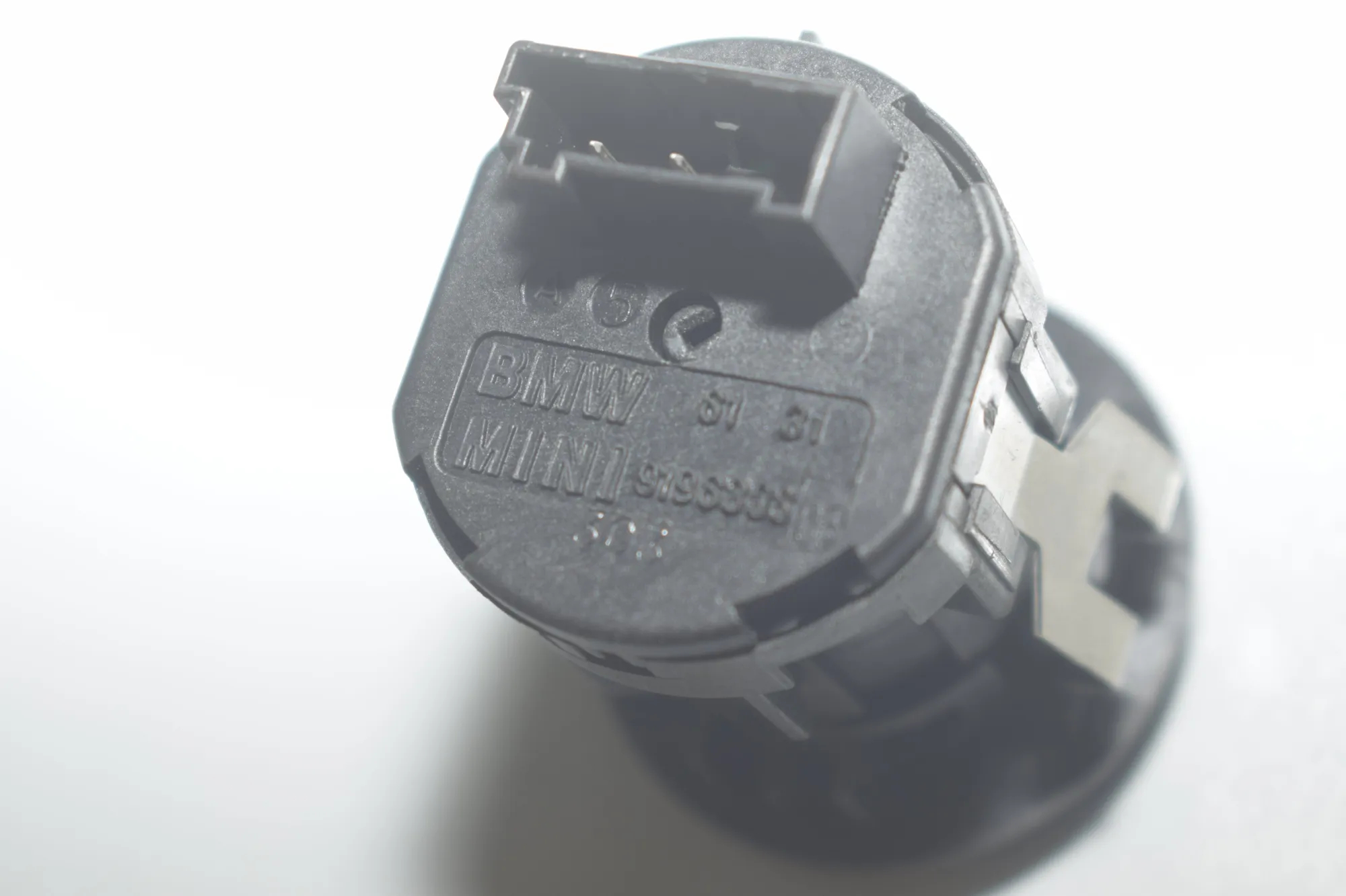SRS Switch – OEM 9196886 · BMW 3 Touring (F31) 330 d 2013 – 6
