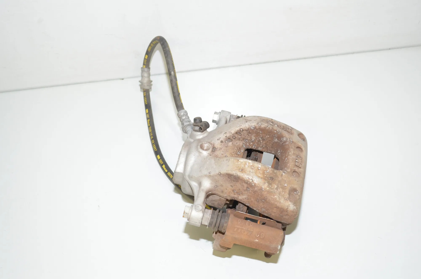 Rear Right Brake Caliper · BMW I3 i3 (I01) (2013 - 2021) Electric (2013 -, 125 kW) 2016