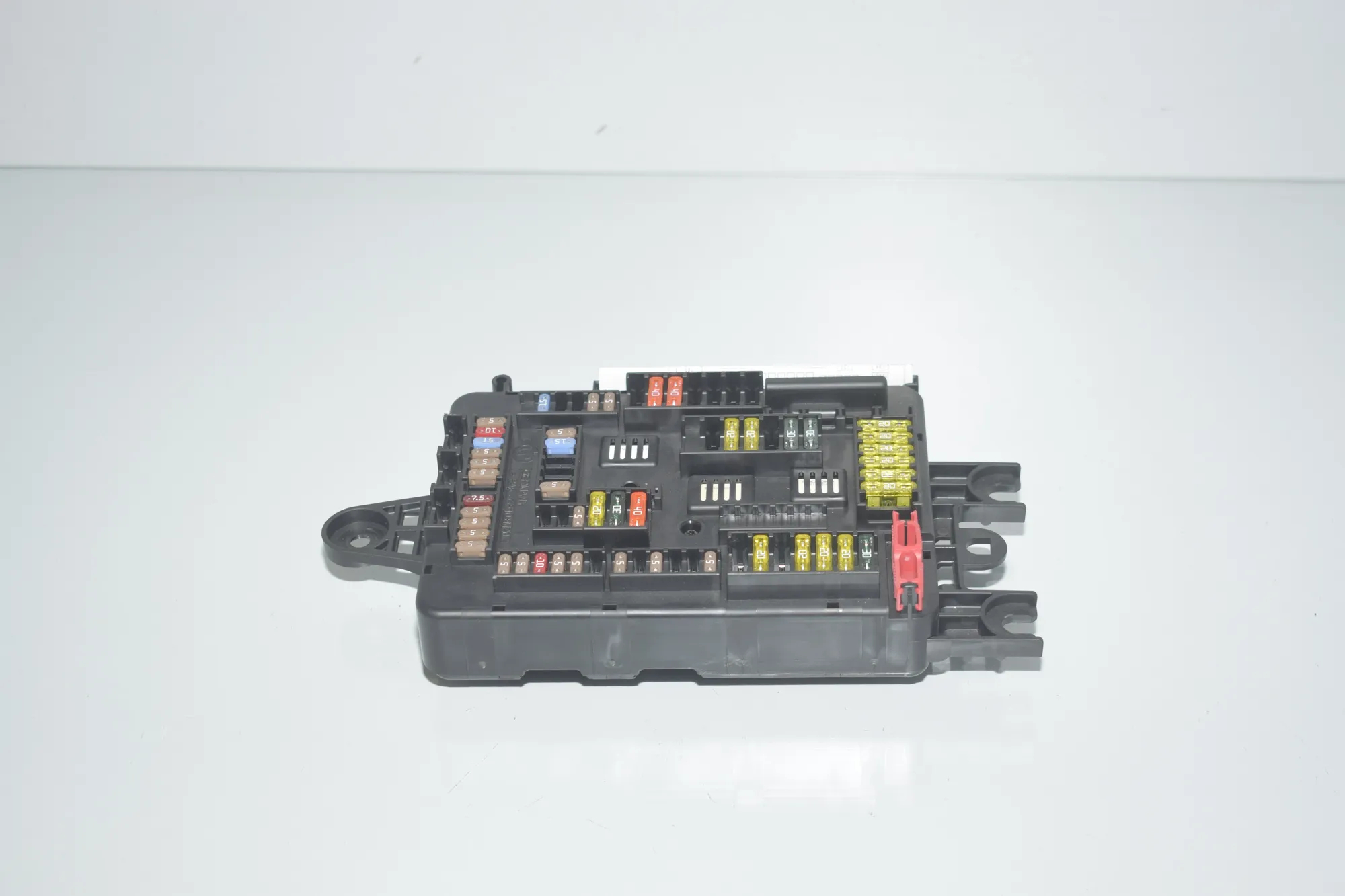 Fuse Box – OEM 9261110 · BMW 3 Touring (F31) 330 d 2013