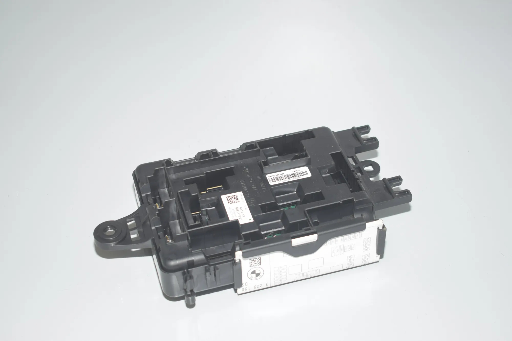 Fuse Box – OEM 9261110 · BMW 3 Touring (F31) 330 d 2013 – 3