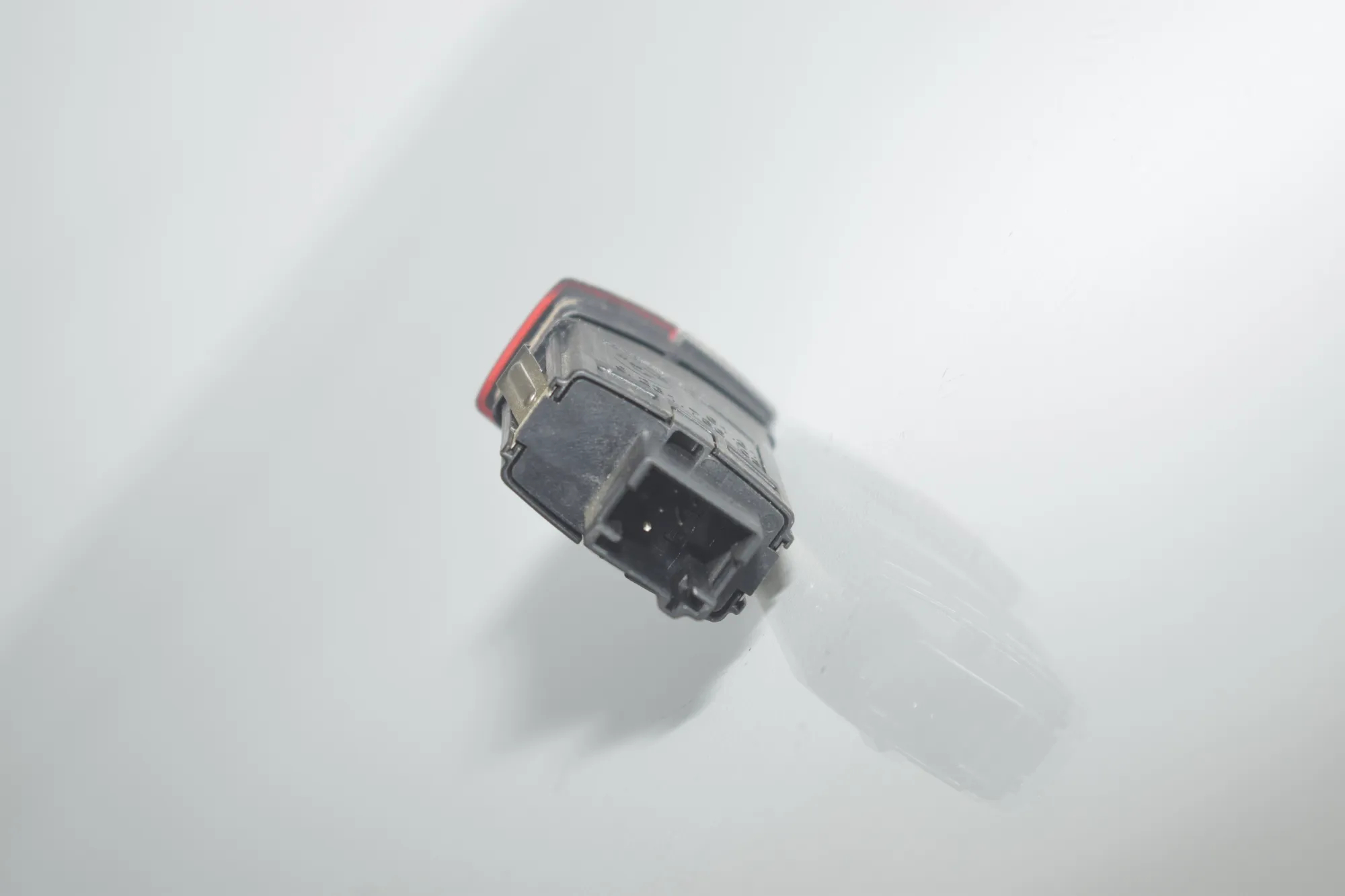 Hazard Button – OEM 9231786 · BMW 3 Touring (F31) 330 d 2013 – 3