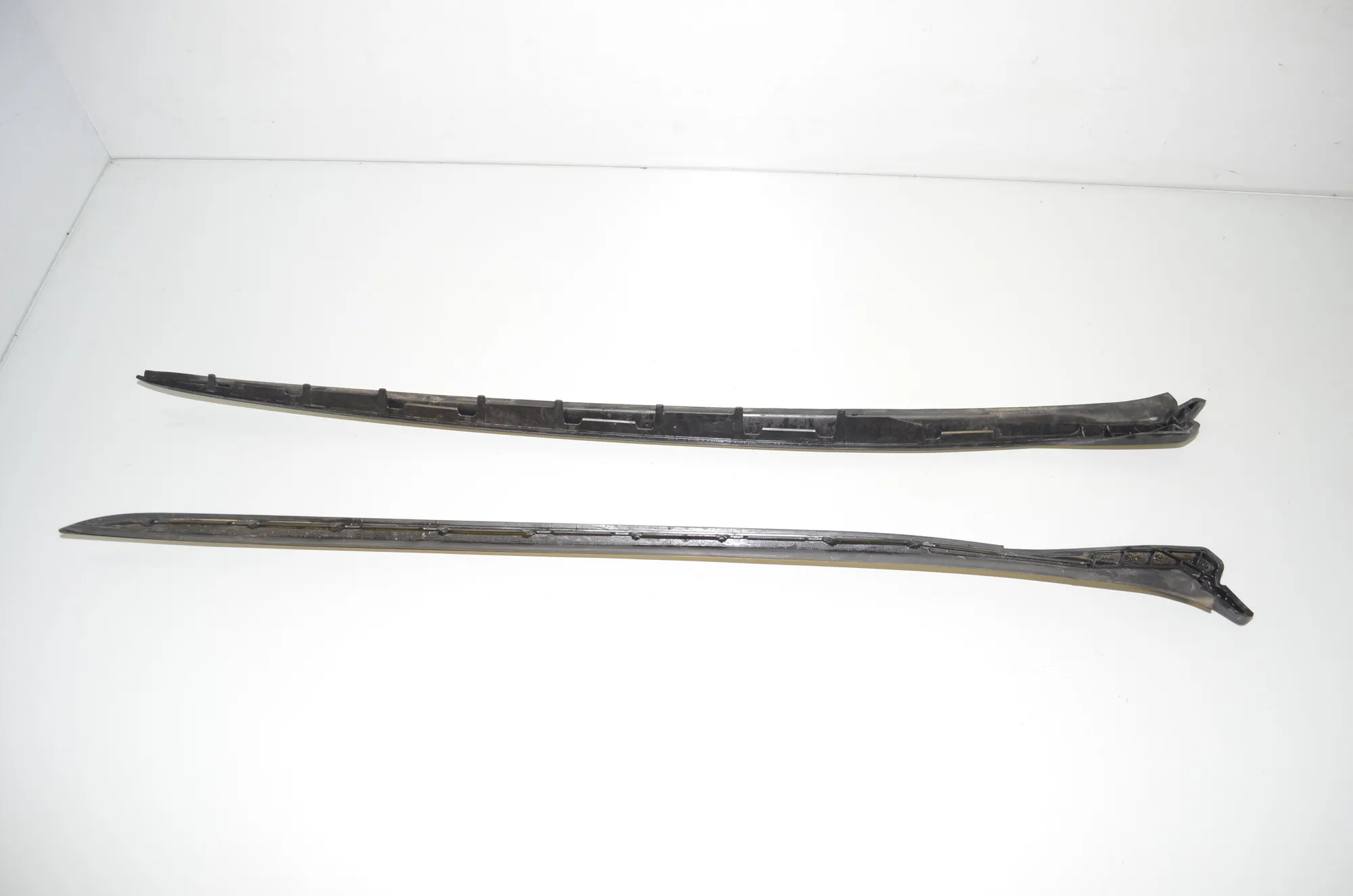 Windshield Right Vertical Trim – OEM 7285948 · BMW 3 Gran Turismo (F34) 320 d 2014 – 3